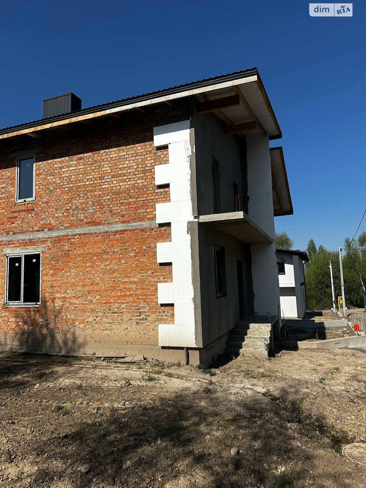 двоповерховий дуплекс, 108 кв. м, цегла. Продаж у Білій Криниці фото 1 двоповерховий дуплекс, 108 кв. м, цегла. Продаж у Білій Криниці фото 1