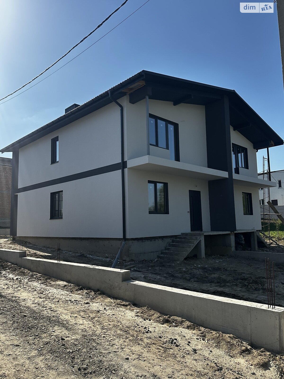 двухэтажный дуплекс, 108 кв. м, кирпич. Продажа в Белой Кринице фото 1 двухэтажный дуплекс, 108 кв. м, кирпич. Продажа в Белой Кринице фото 1