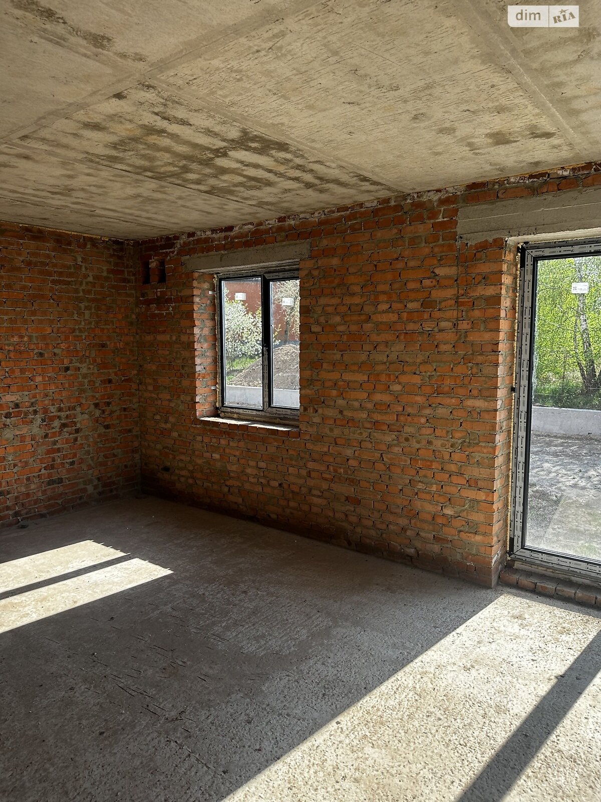 двухэтажный дуплекс, 108 кв. м, кирпич. Продажа в Белой Кринице фото 1 двухэтажный дуплекс, 108 кв. м, кирпич. Продажа в Белой Кринице фото 1