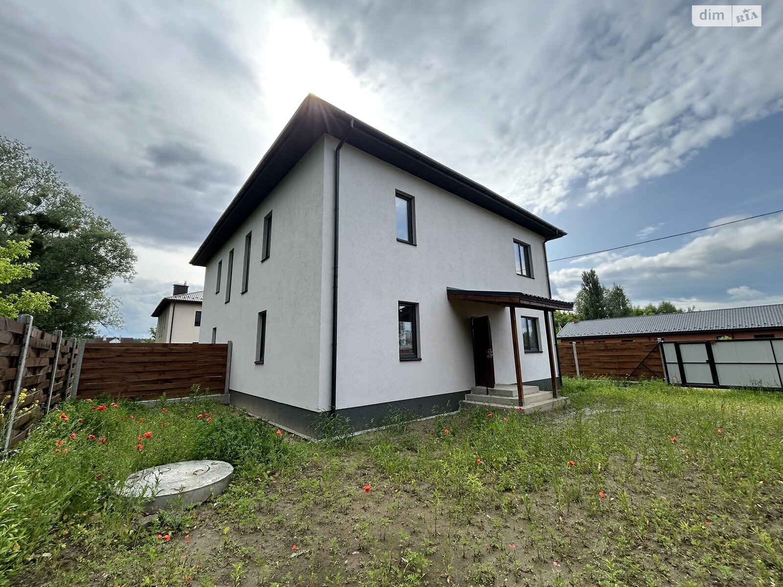двухэтажный дуплекс, 120 кв. м, пеноблок. Продажа в Белогородке фото 1 двухэтажный дуплекс, 120 кв. м, пеноблок. Продажа в Белогородке фото 1
