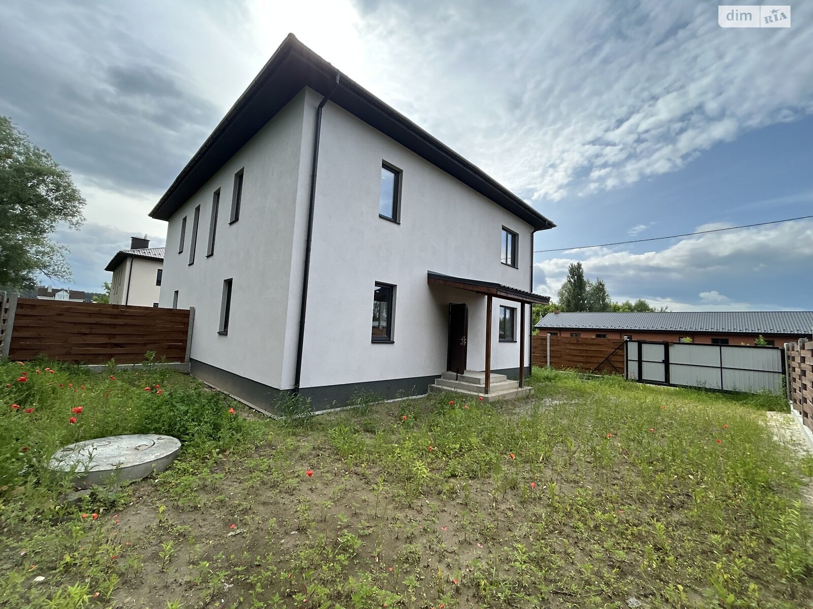 двухэтажный дуплекс, 120 кв. м, пеноблок. Продажа в Белогородке фото 1 двухэтажный дуплекс, 120 кв. м, пеноблок. Продажа в Белогородке фото 1
