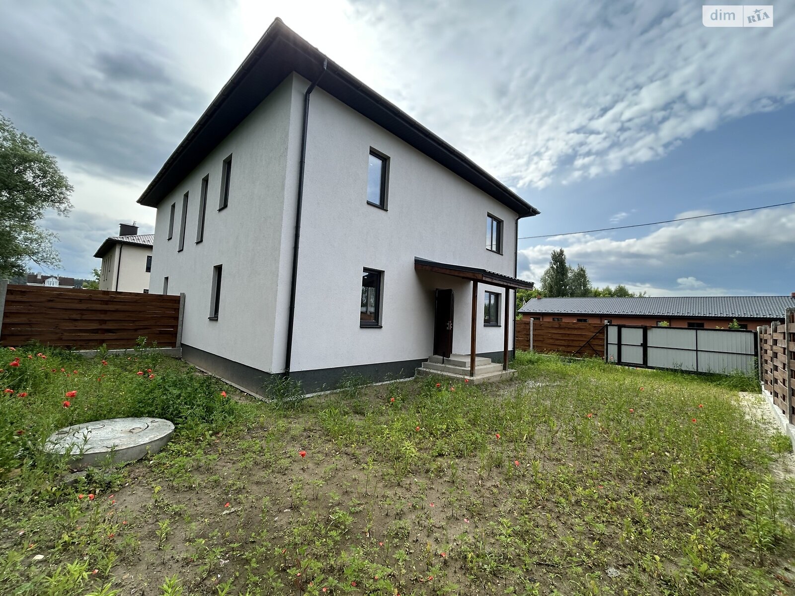 двухэтажный дуплекс, 120 кв. м, пеноблок. Продажа в Белогородке фото 1 двухэтажный дуплекс, 120 кв. м, пеноблок. Продажа в Белогородке фото 1