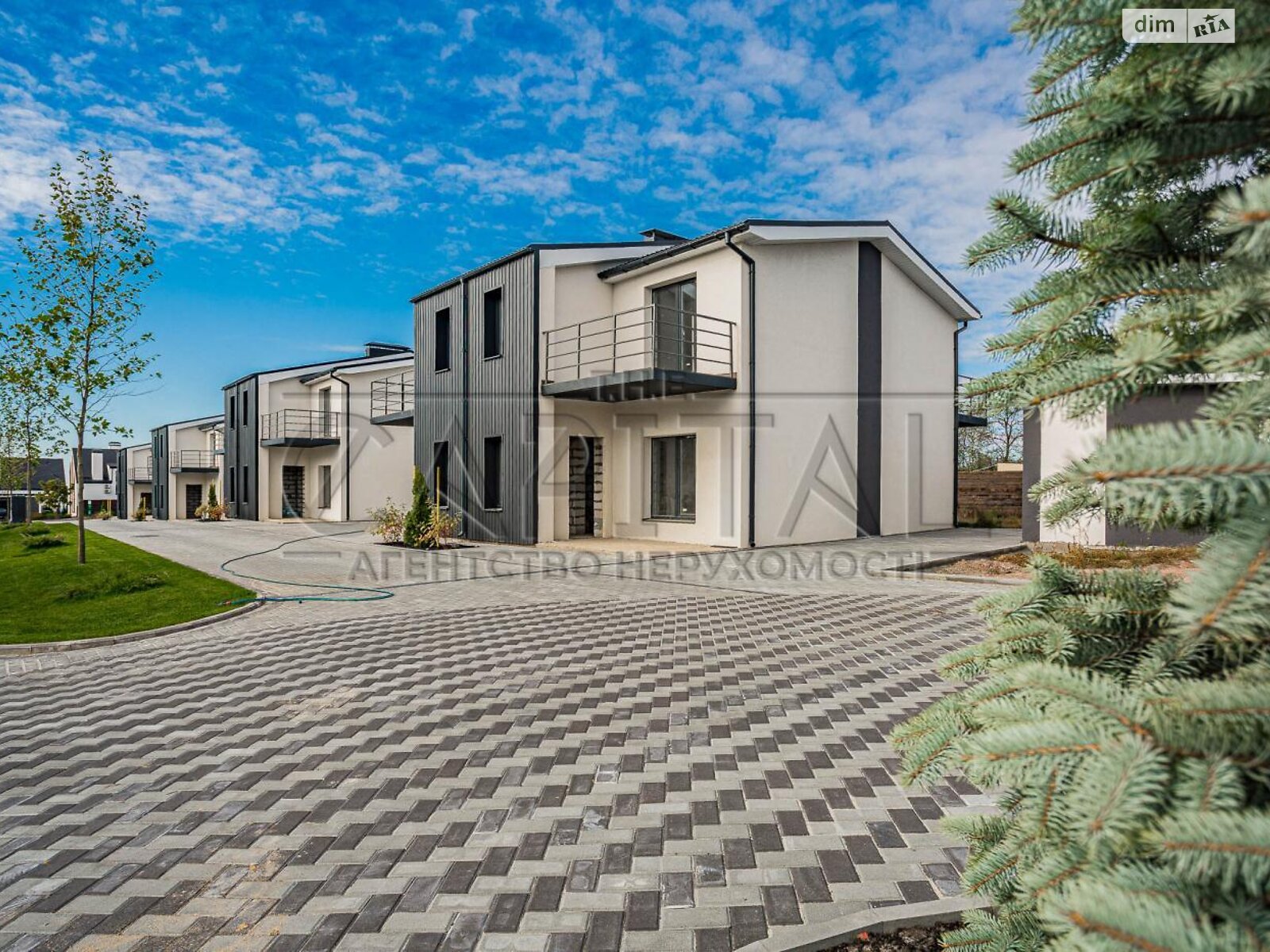 двухэтажный дуплекс, 120 кв. м, кирпич. Продажа в Белогородке фото 1 двухэтажный дуплекс, 120 кв. м, кирпич. Продажа в Белогородке фото 1