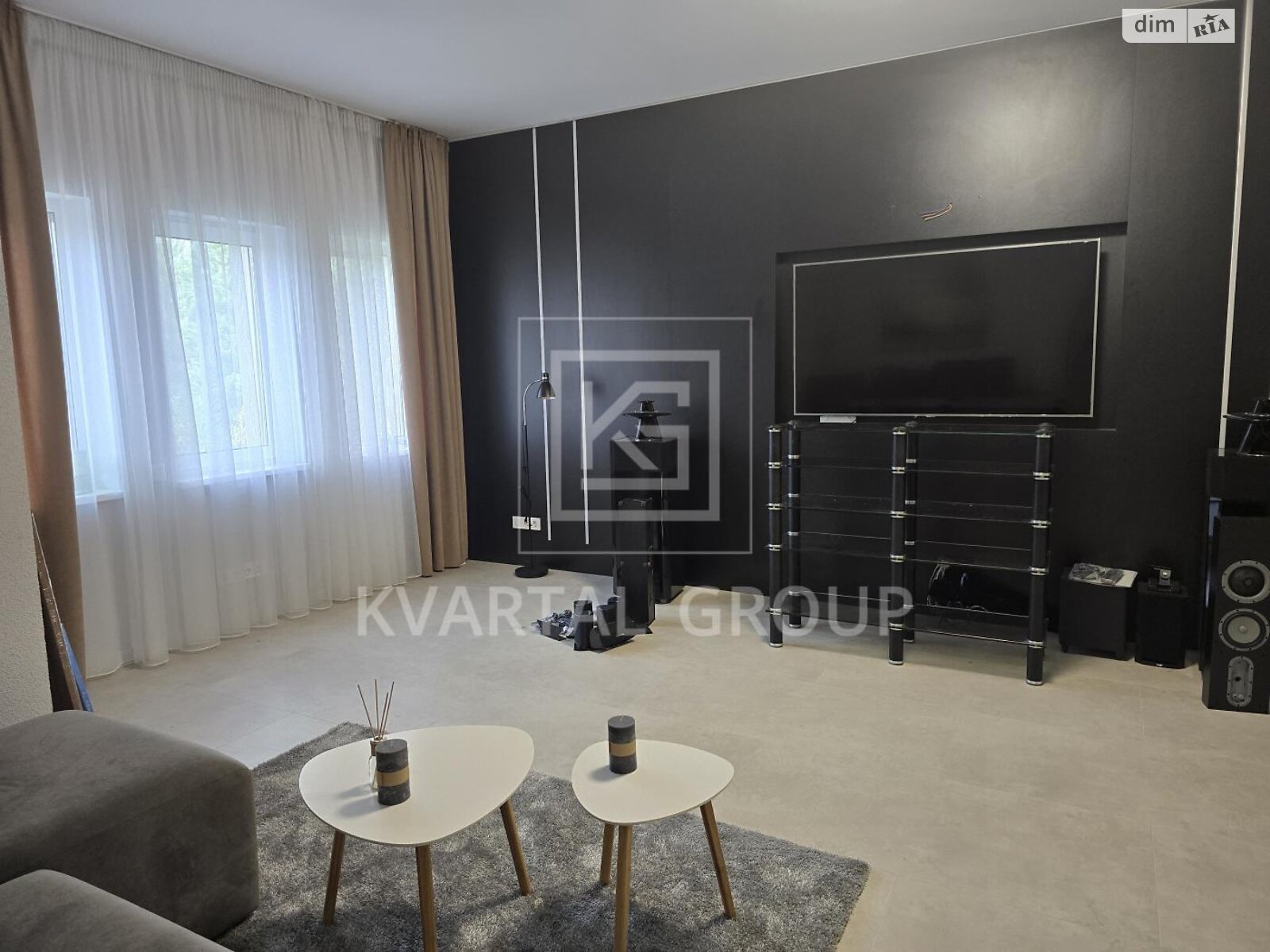 двухэтажный дуплекс, 219 кв. м, кирпич. Продажа в Берёзовке фото 1 двухэтажный дуплекс, 219 кв. м, кирпич. Продажа в Берёзовке фото 1
