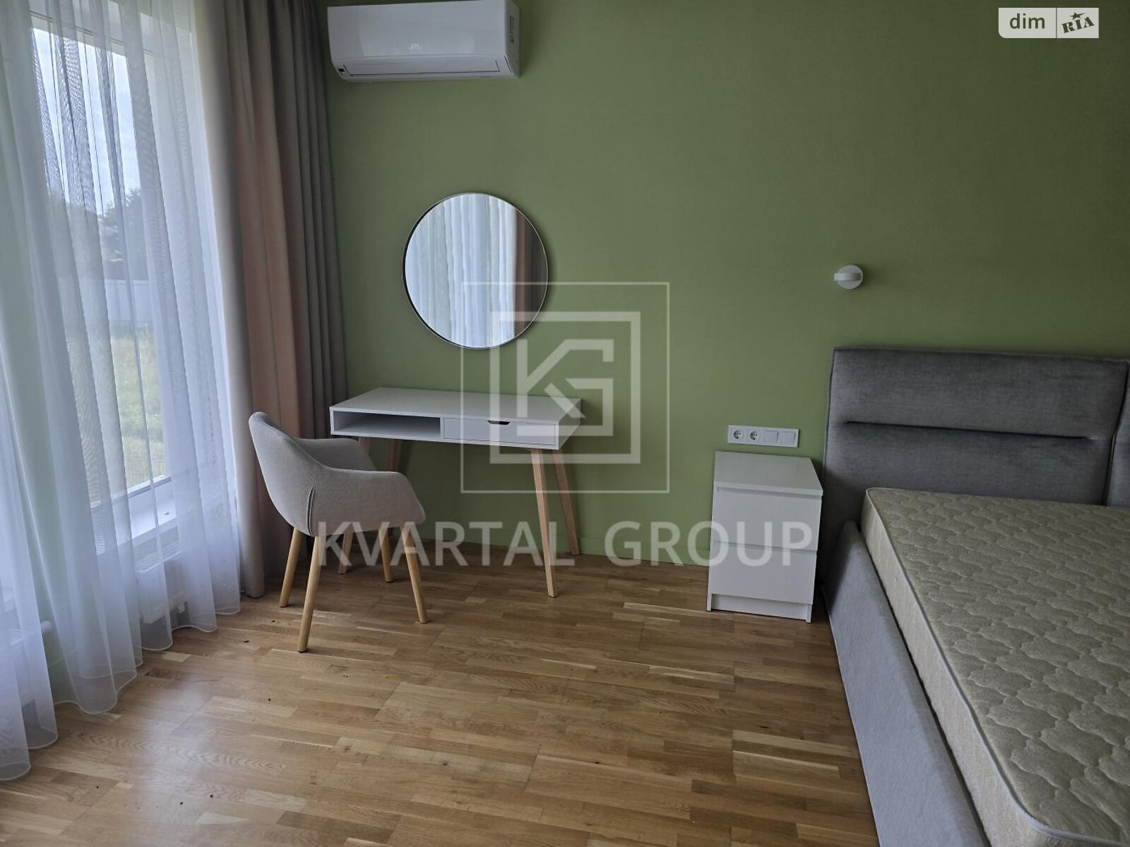 двухэтажный дуплекс, 219 кв. м, кирпич. Продажа в Берёзовке фото 1 двухэтажный дуплекс, 219 кв. м, кирпич. Продажа в Берёзовке фото 1