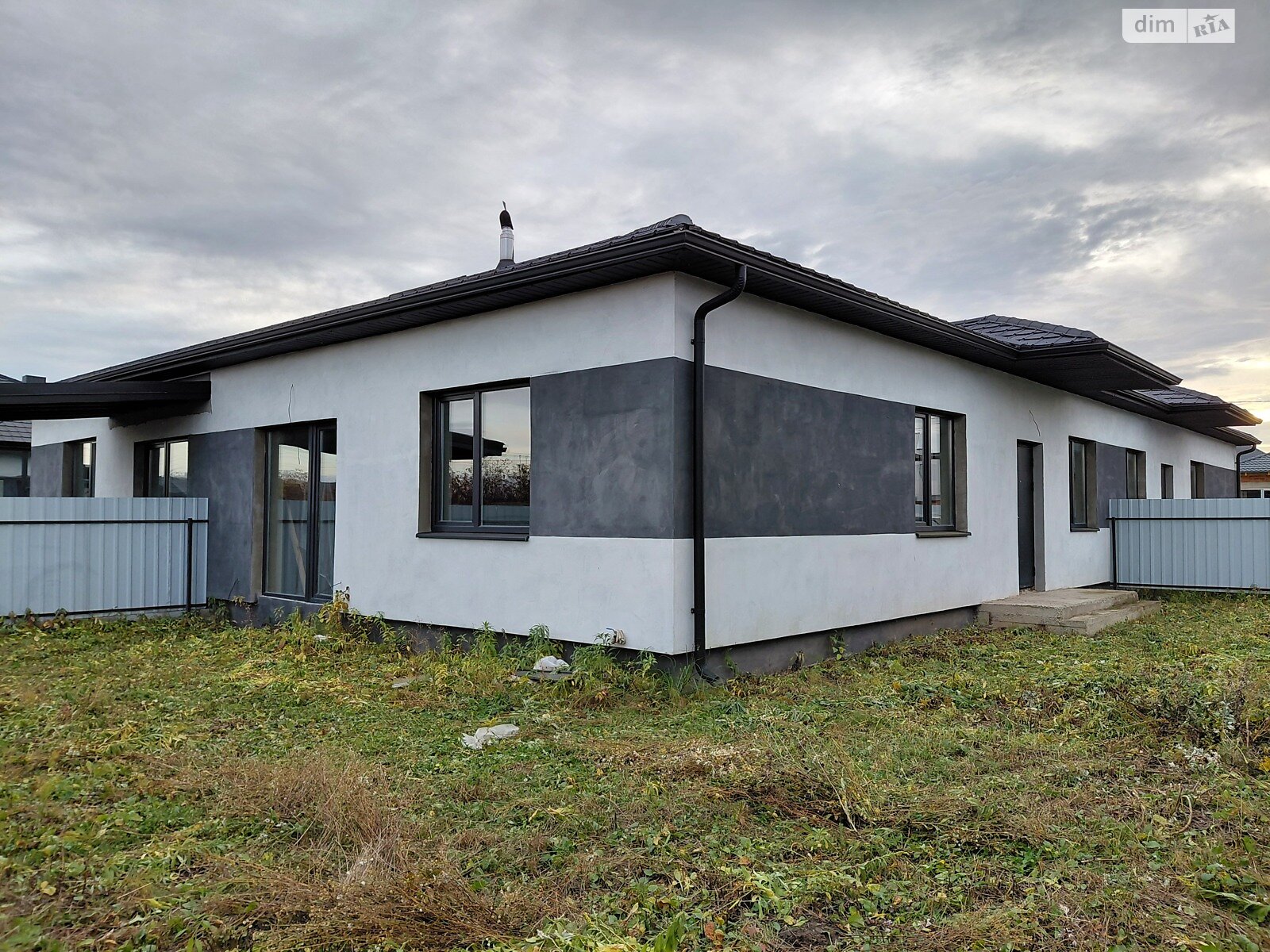 одноповерховий дуплекс, 83 кв. м, цегла. Продаж у Боратині фото 1 одноповерховий дуплекс, 83 кв. м, цегла. Продаж у Боратині фото 1