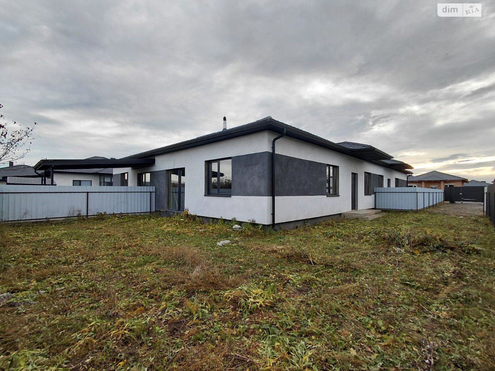 одноповерховий дуплекс, 83 кв. м, цегла. Продаж у Боратині фото 1 одноповерховий дуплекс, 83 кв. м, цегла. Продаж у Боратині фото 1