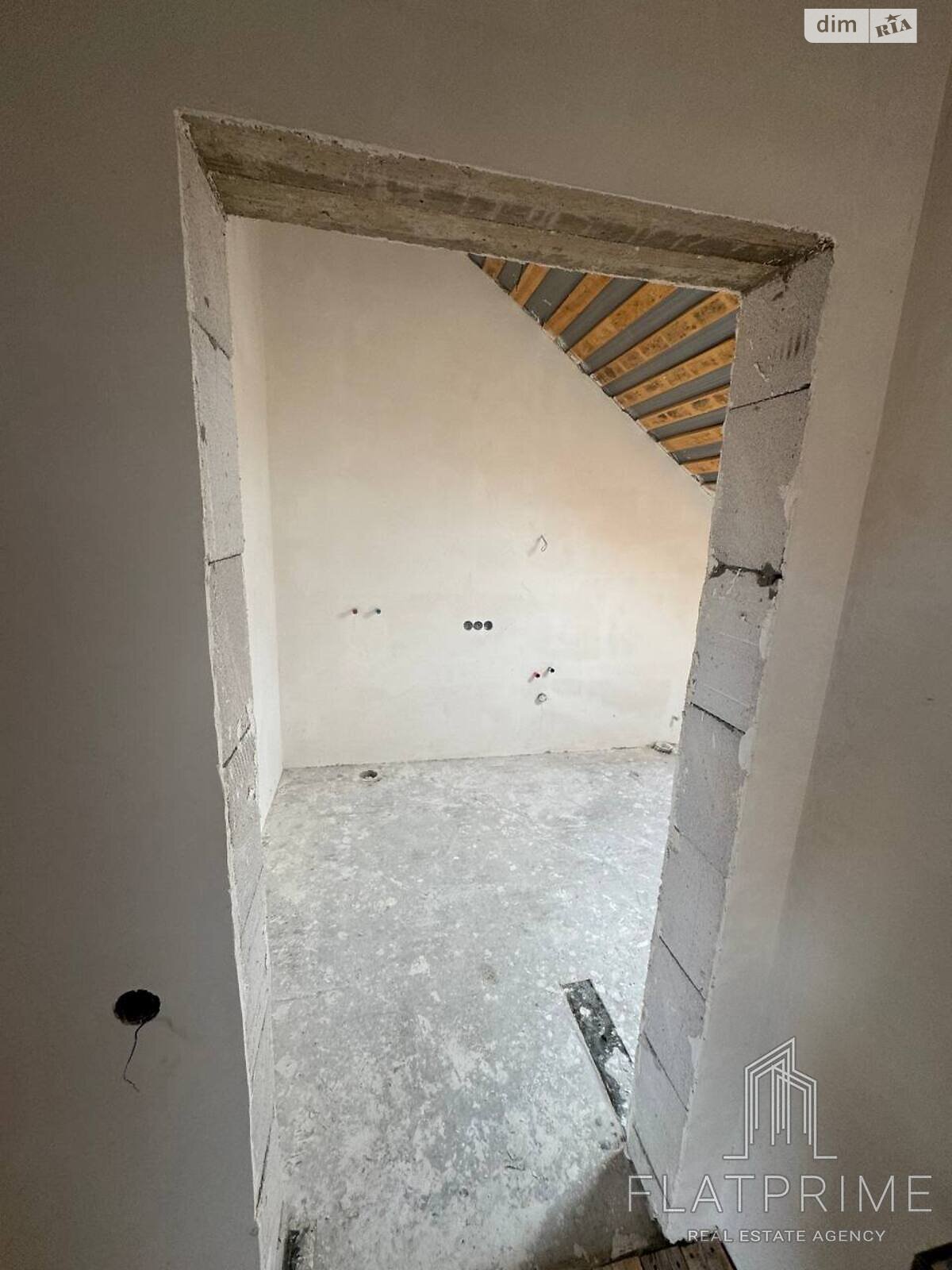 двоповерховий дуплекс, 121 кв. м, газобетон. Продаж у Борисполі фото 1 двоповерховий дуплекс, 121 кв. м, газобетон. Продаж у Борисполі фото 1
