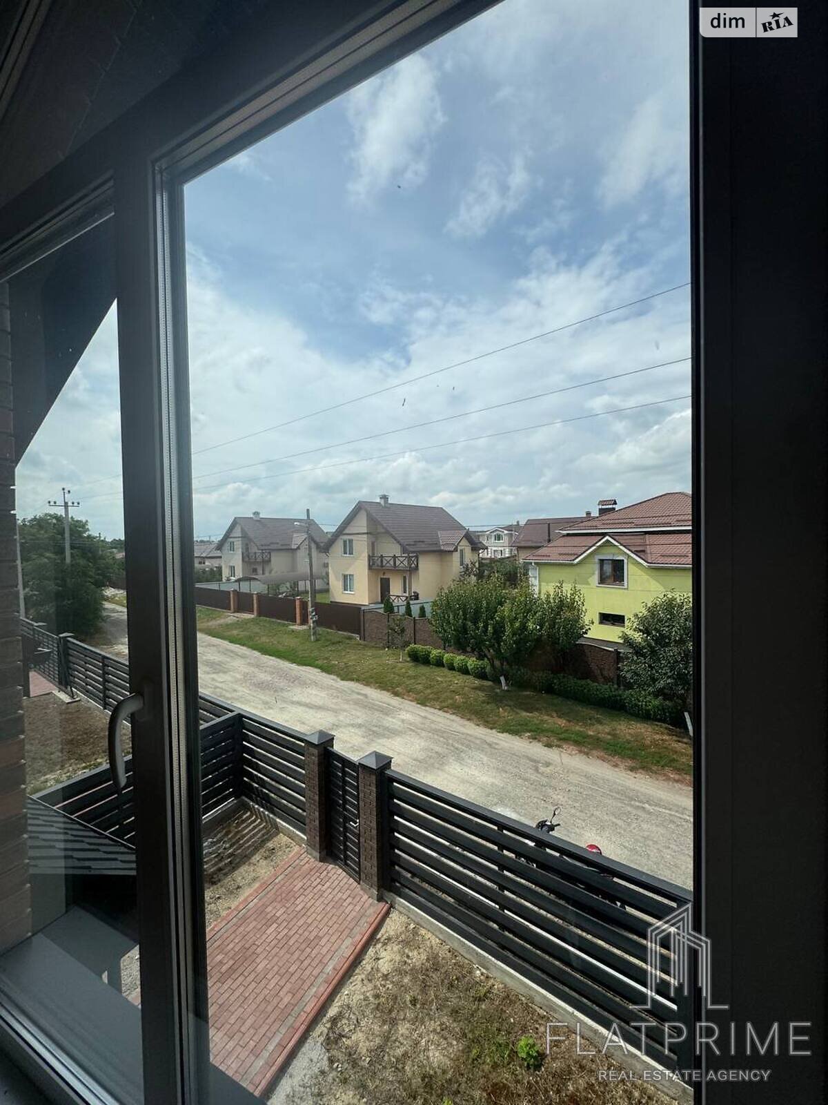 двоповерховий дуплекс, 121 кв. м, газобетон. Продаж у Борисполі фото 1 двоповерховий дуплекс, 121 кв. м, газобетон. Продаж у Борисполі фото 1