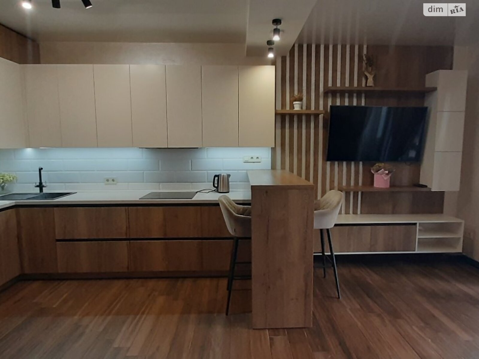 двухэтажный дуплекс, 93.2 кв. м, пеноблок. Продажа в Броварах район Сады фото 1 двухэтажный дуплекс, 93.2 кв. м, пеноблок. Продажа в Броварах район Сады фото 1