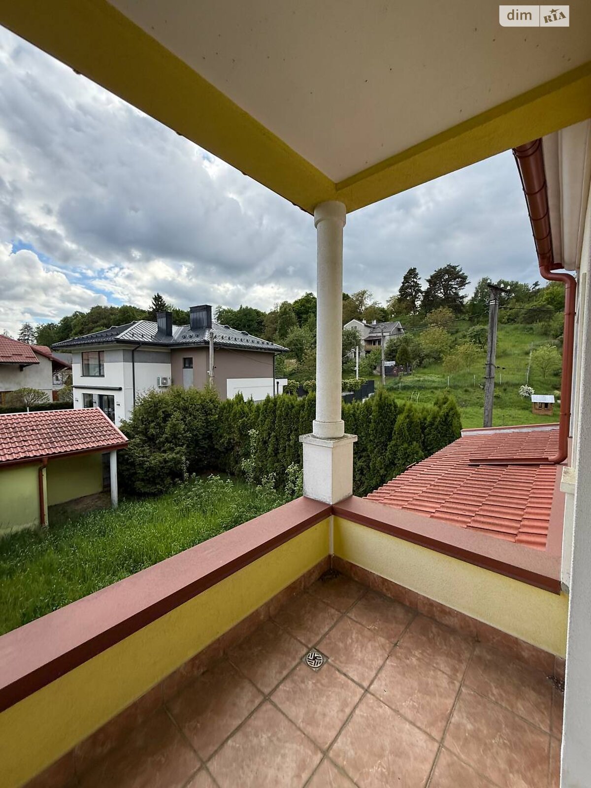 двухэтажный дуплекс, 198 кв. м, кирпич. Продажа в Брюховичах фото 1 двухэтажный дуплекс, 198 кв. м, кирпич. Продажа в Брюховичах фото 1