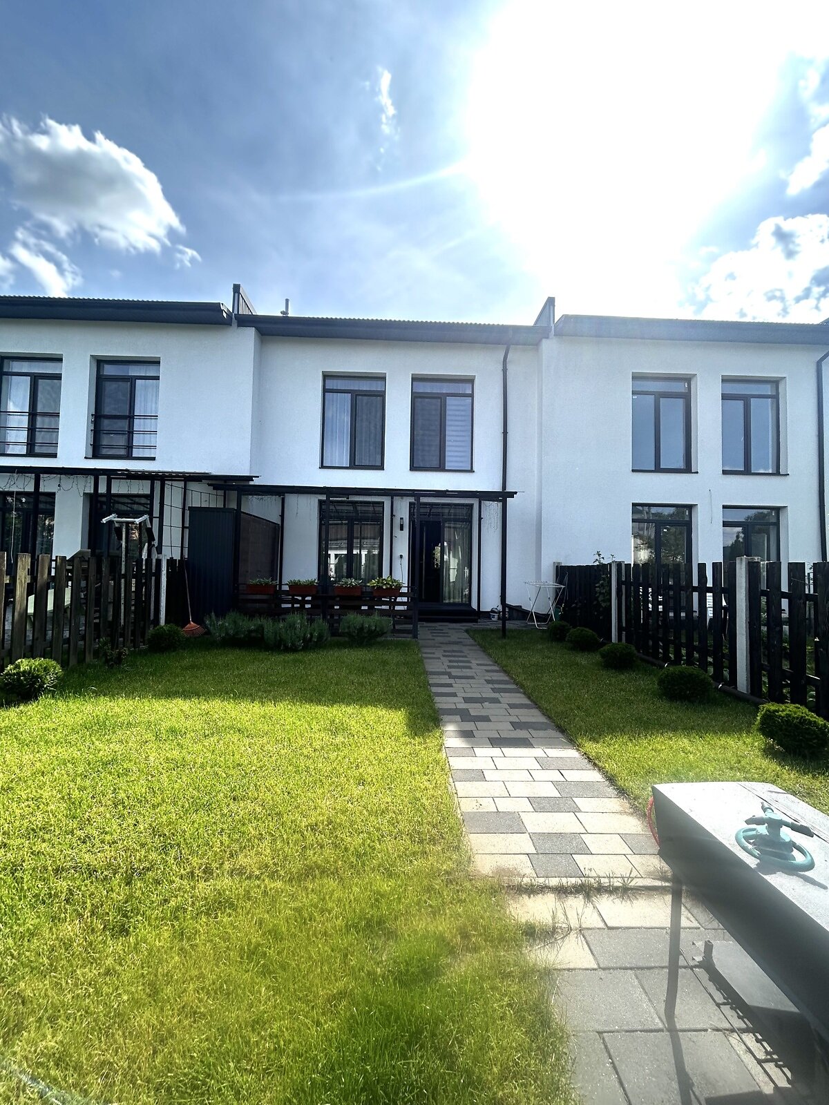 двоповерховий дуплекс, 120 кв. м, цегла. Продаж у Брюховичах фото 1 двоповерховий дуплекс, 120 кв. м, цегла. Продаж у Брюховичах фото 1