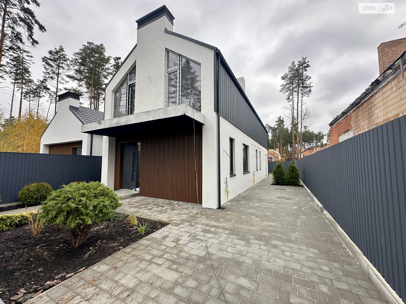 двухэтажный дуплекс, 147 кв. м, кирпич. Продажа в Буче район Буча фото 1 двухэтажный дуплекс, 147 кв. м, кирпич. Продажа в Буче район Буча фото 1