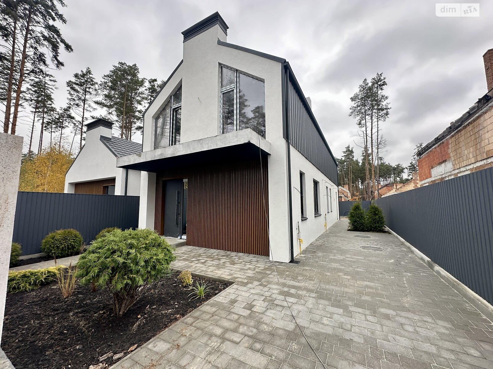 двухэтажный дуплекс, 147 кв. м, кирпич. Продажа в Буче район Буча фото 1 двухэтажный дуплекс, 147 кв. м, кирпич. Продажа в Буче район Буча фото 1