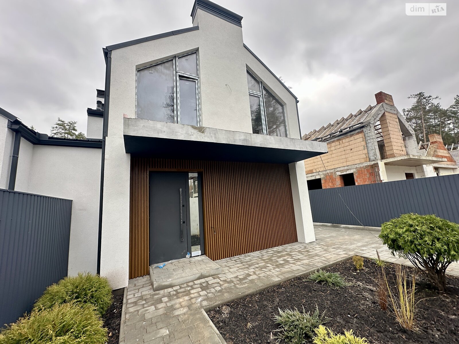 двухэтажный дуплекс, 147 кв. м, кирпич. Продажа в Буче район Буча фото 1 двухэтажный дуплекс, 147 кв. м, кирпич. Продажа в Буче район Буча фото 1