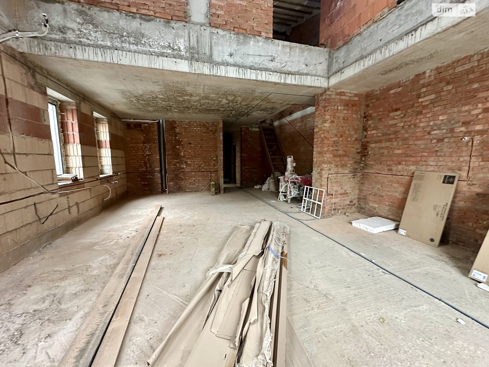 двухэтажный дуплекс, 147 кв. м, кирпич. Продажа в Буче район Буча фото 1 двухэтажный дуплекс, 147 кв. м, кирпич. Продажа в Буче район Буча фото 1