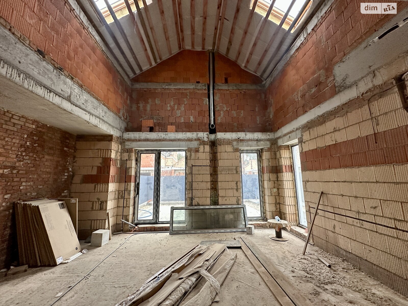 двухэтажный дуплекс, 147 кв. м, кирпич. Продажа в Буче район Буча фото 1 двухэтажный дуплекс, 147 кв. м, кирпич. Продажа в Буче район Буча фото 1