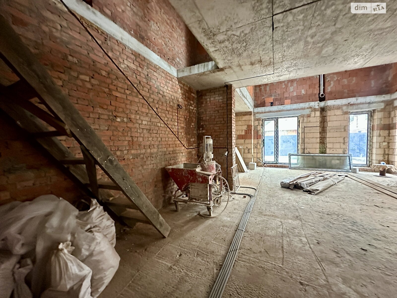 двухэтажный дуплекс, 147 кв. м, кирпич. Продажа в Буче район Буча фото 1 двухэтажный дуплекс, 147 кв. м, кирпич. Продажа в Буче район Буча фото 1