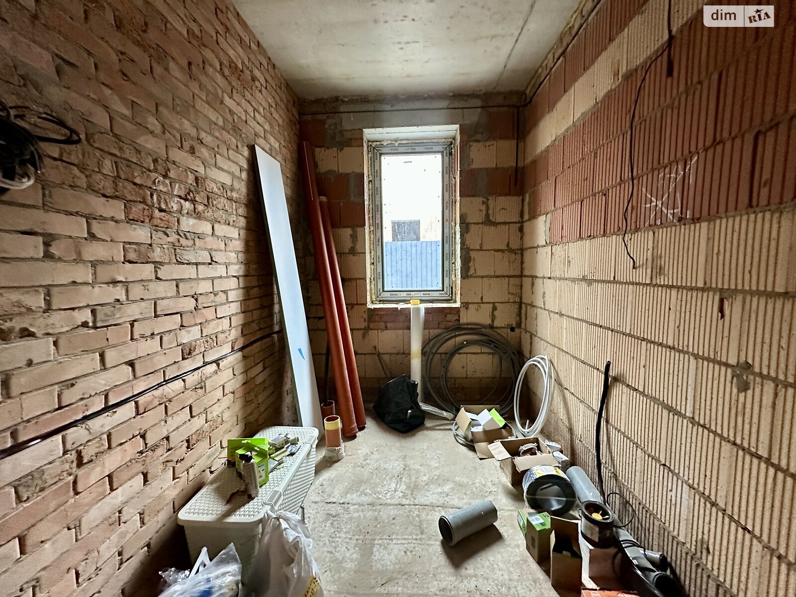 двухэтажный дуплекс, 147 кв. м, кирпич. Продажа в Буче район Буча фото 1 двухэтажный дуплекс, 147 кв. м, кирпич. Продажа в Буче район Буча фото 1