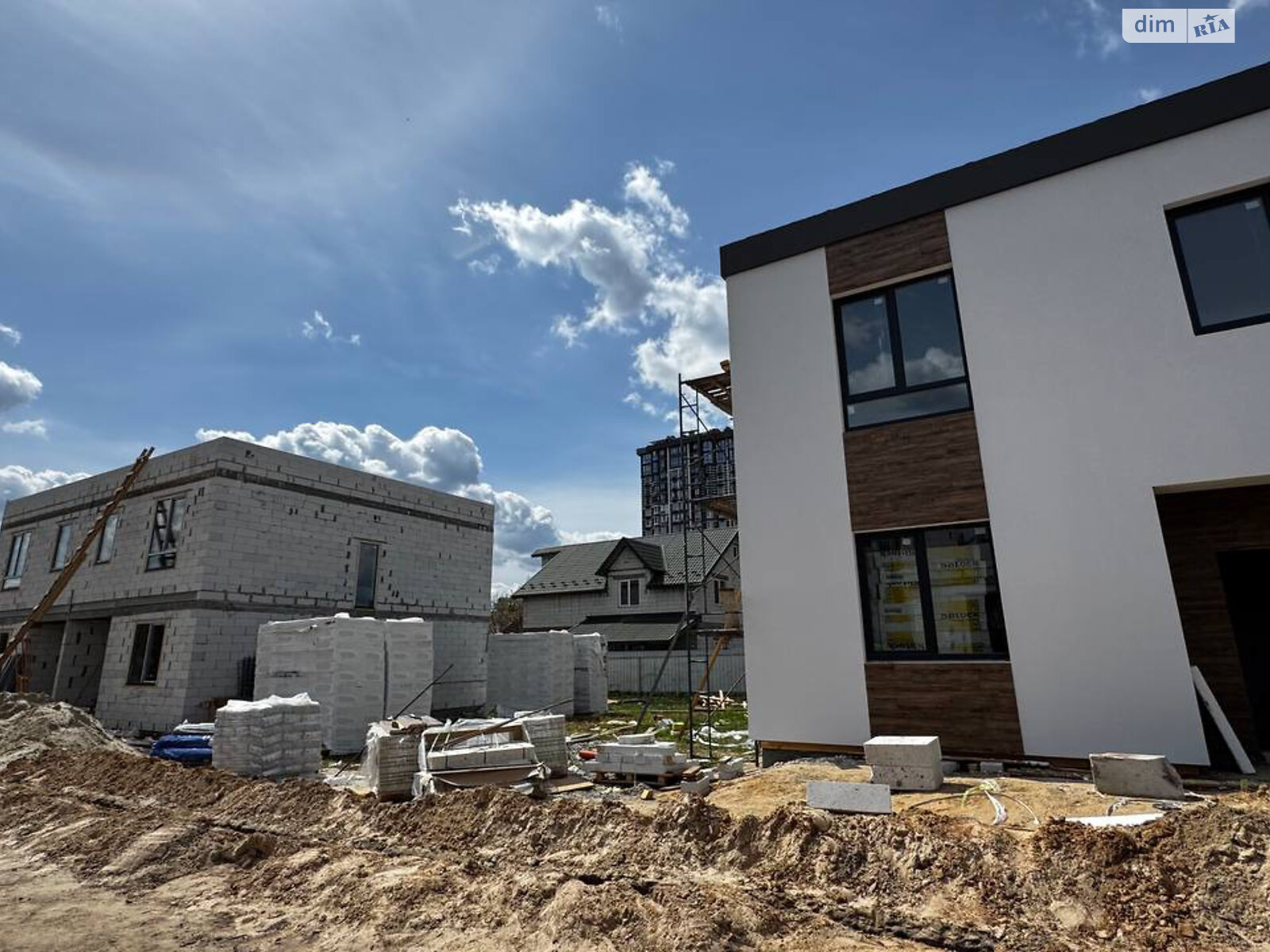 двухэтажный дуплекс, 126.5 кв. м, газобетон. Продажа в Буче район Буча фото 1 двухэтажный дуплекс, 126.5 кв. м, газобетон. Продажа в Буче район Буча фото 1
