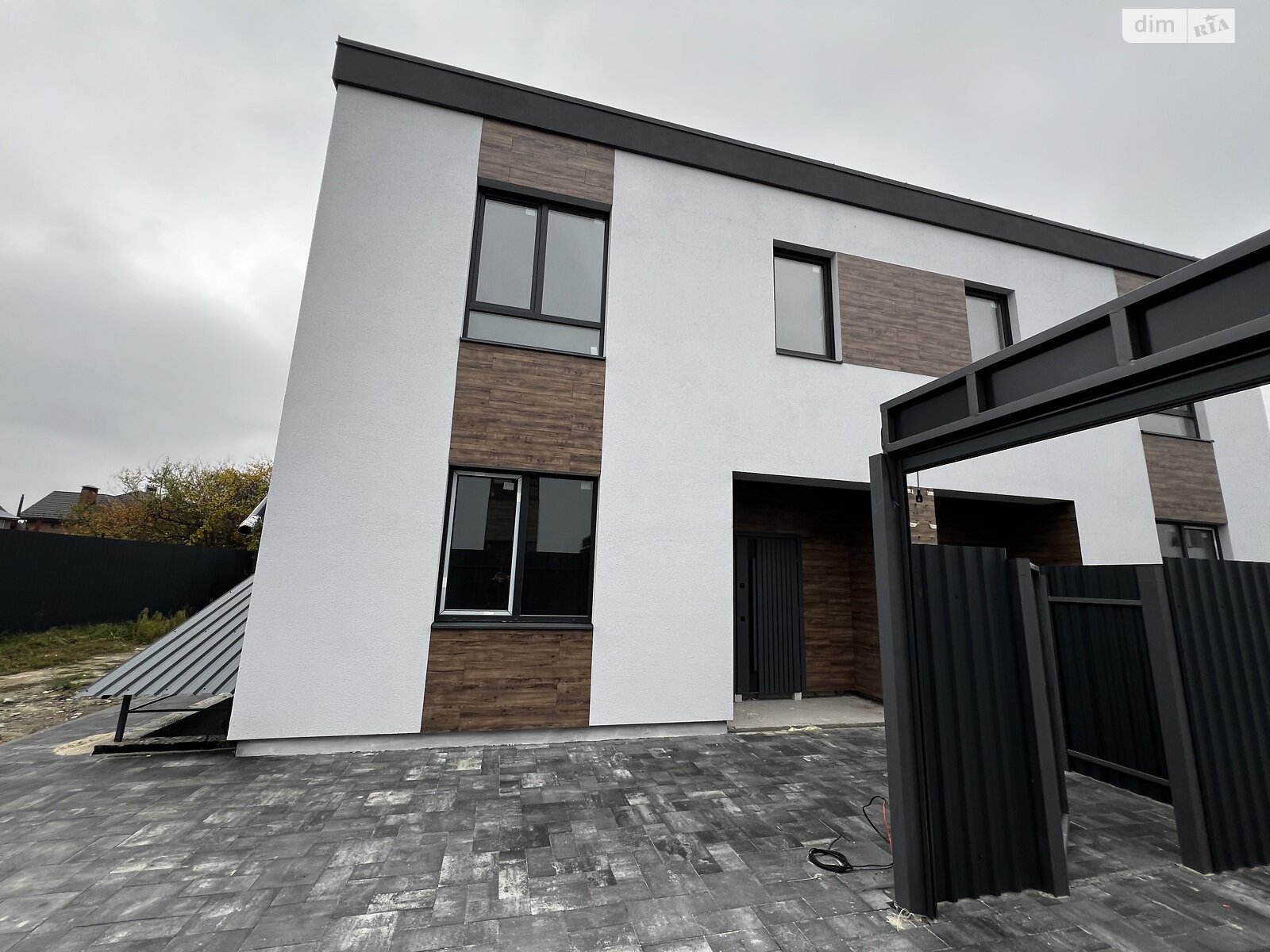 двоповерховий дуплекс, 137 кв. м, цегла. Продаж в Бучі, район Буча фото 1 двоповерховий дуплекс, 137 кв. м, цегла. Продаж в Бучі, район Буча фото 1