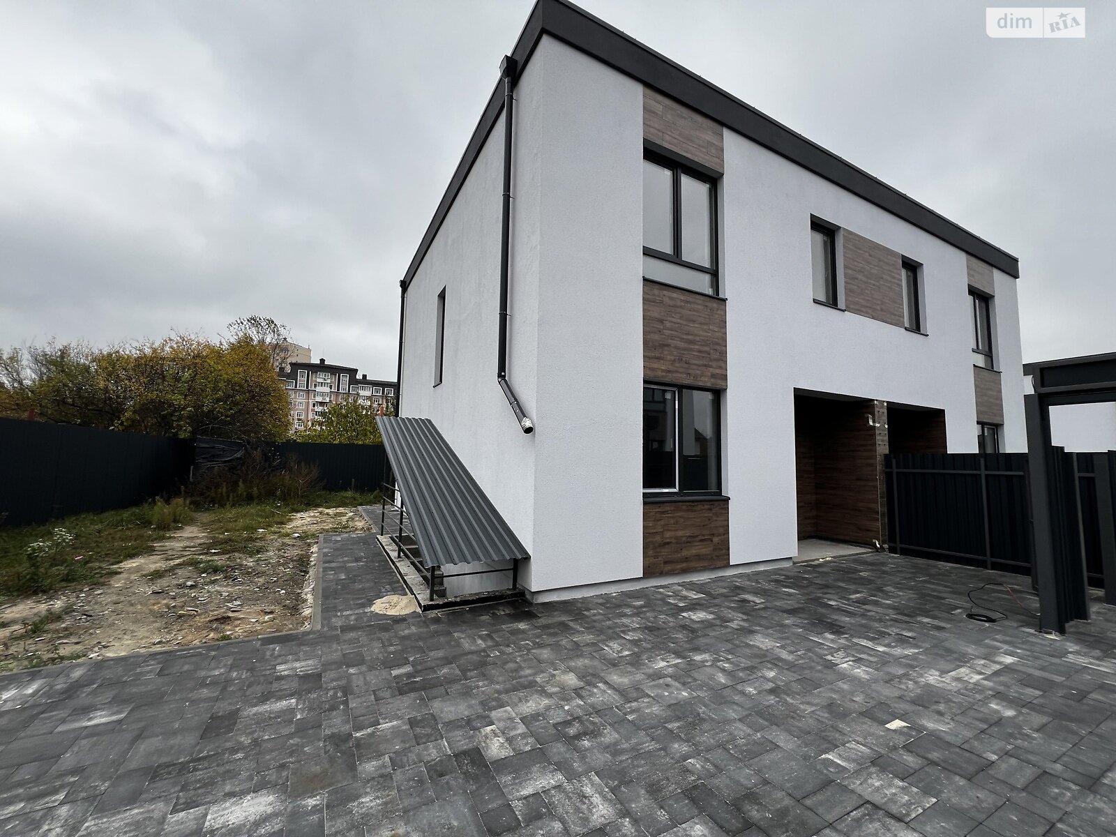двоповерховий дуплекс, 137 кв. м, цегла. Продаж в Бучі, район Буча фото 1 двоповерховий дуплекс, 137 кв. м, цегла. Продаж в Бучі, район Буча фото 1