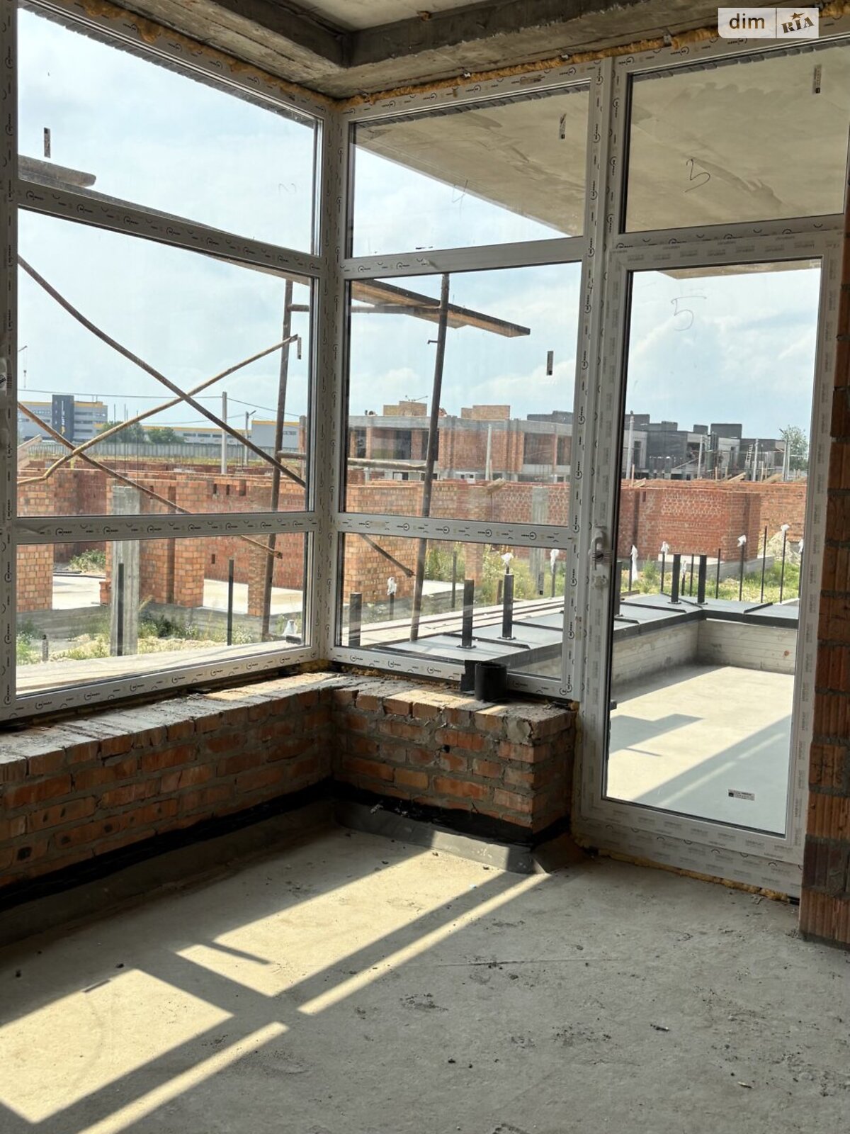 двухэтажный дуплекс, 166 кв. м, кирпич. Продажа в Буче район Буча фото 1 двухэтажный дуплекс, 166 кв. м, кирпич. Продажа в Буче район Буча фото 1