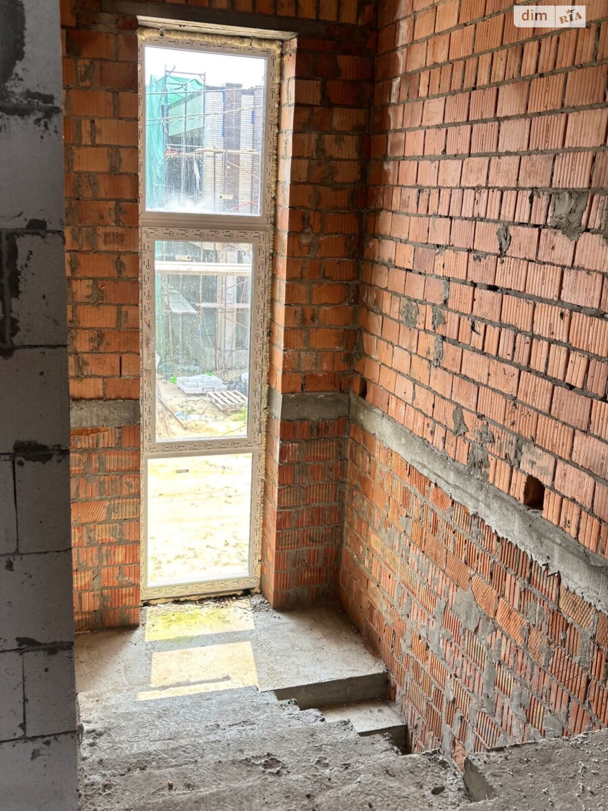 двухэтажный дуплекс, 166 кв. м, кирпич. Продажа в Буче район Буча фото 1 двухэтажный дуплекс, 166 кв. м, кирпич. Продажа в Буче район Буча фото 1