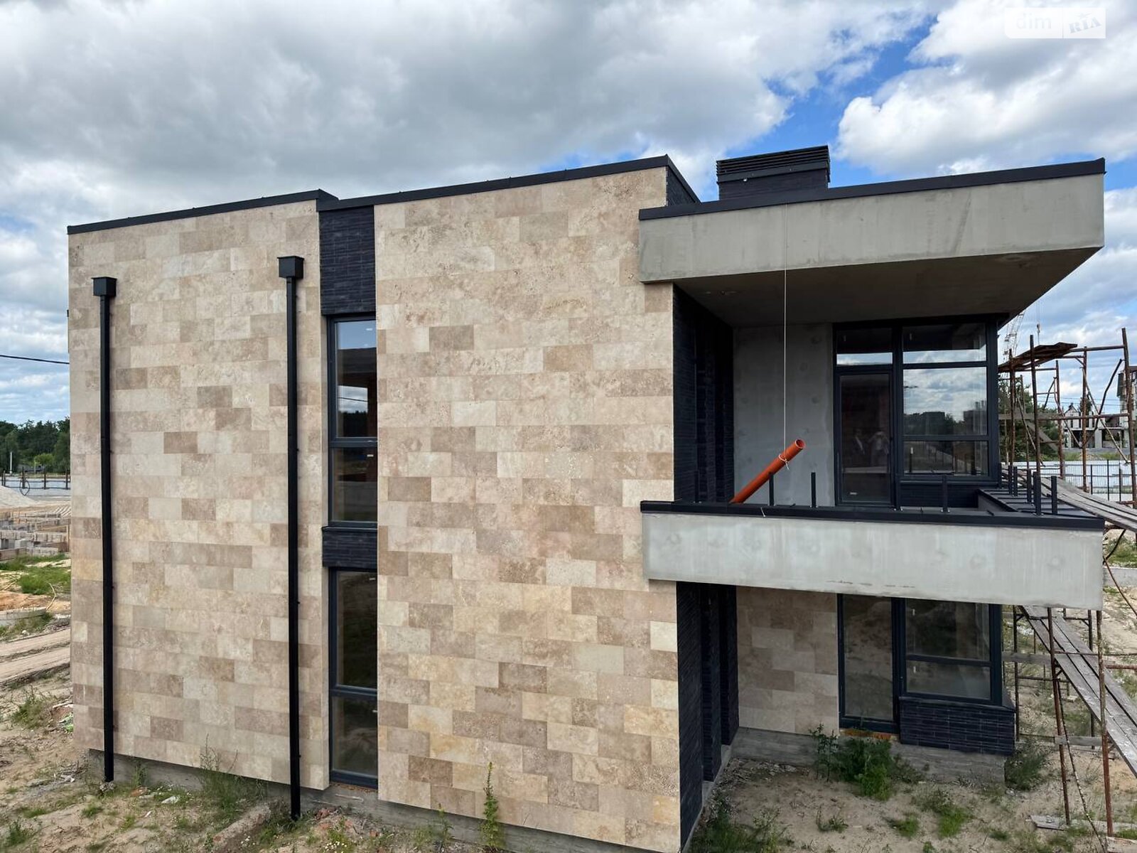 двухэтажный дуплекс, 166 кв. м, кирпич. Продажа в Буче район Буча фото 1 двухэтажный дуплекс, 166 кв. м, кирпич. Продажа в Буче район Буча фото 1