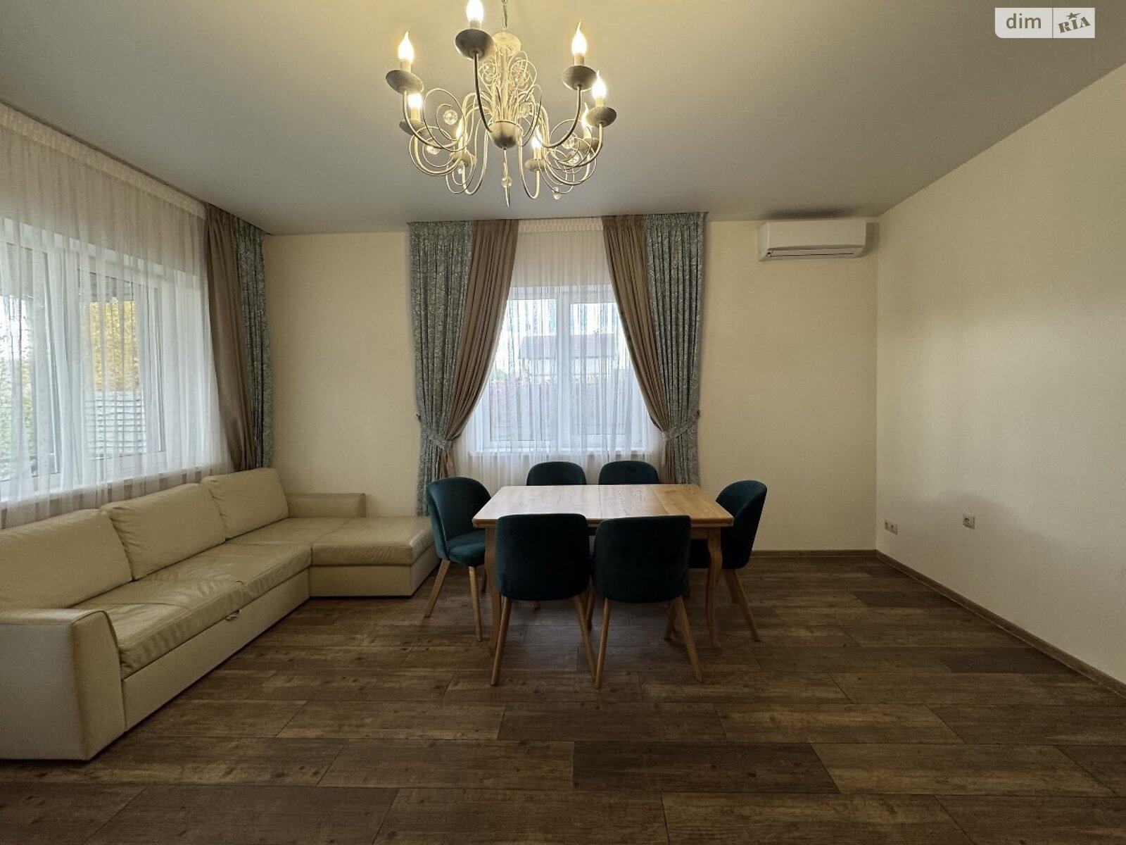 двухэтажный дуплекс, 110 кв. м, кирпич. Продажа в Буче район Буча фото 1