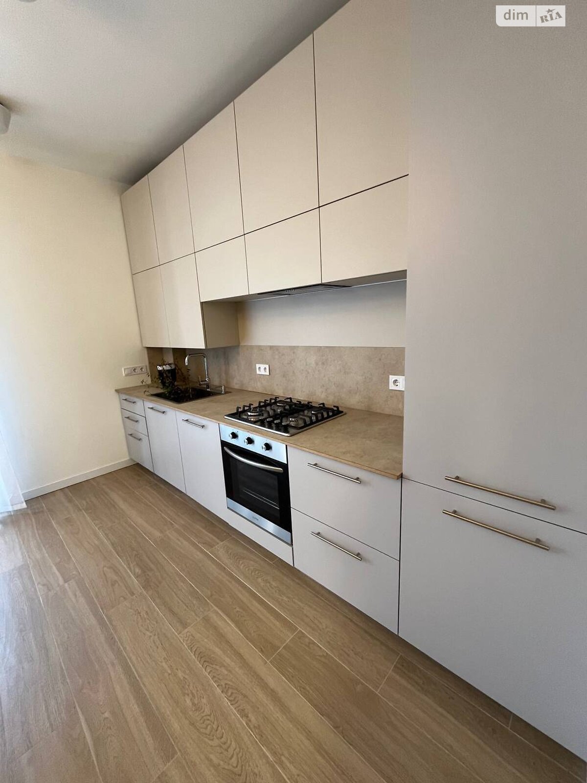 двухэтажный дуплекс, 130 кв. м, керамический кирпич. Продажа в Буче район Буча фото 1 двухэтажный дуплекс, 130 кв. м, керамический кирпич. Продажа в Буче район Буча фото 1