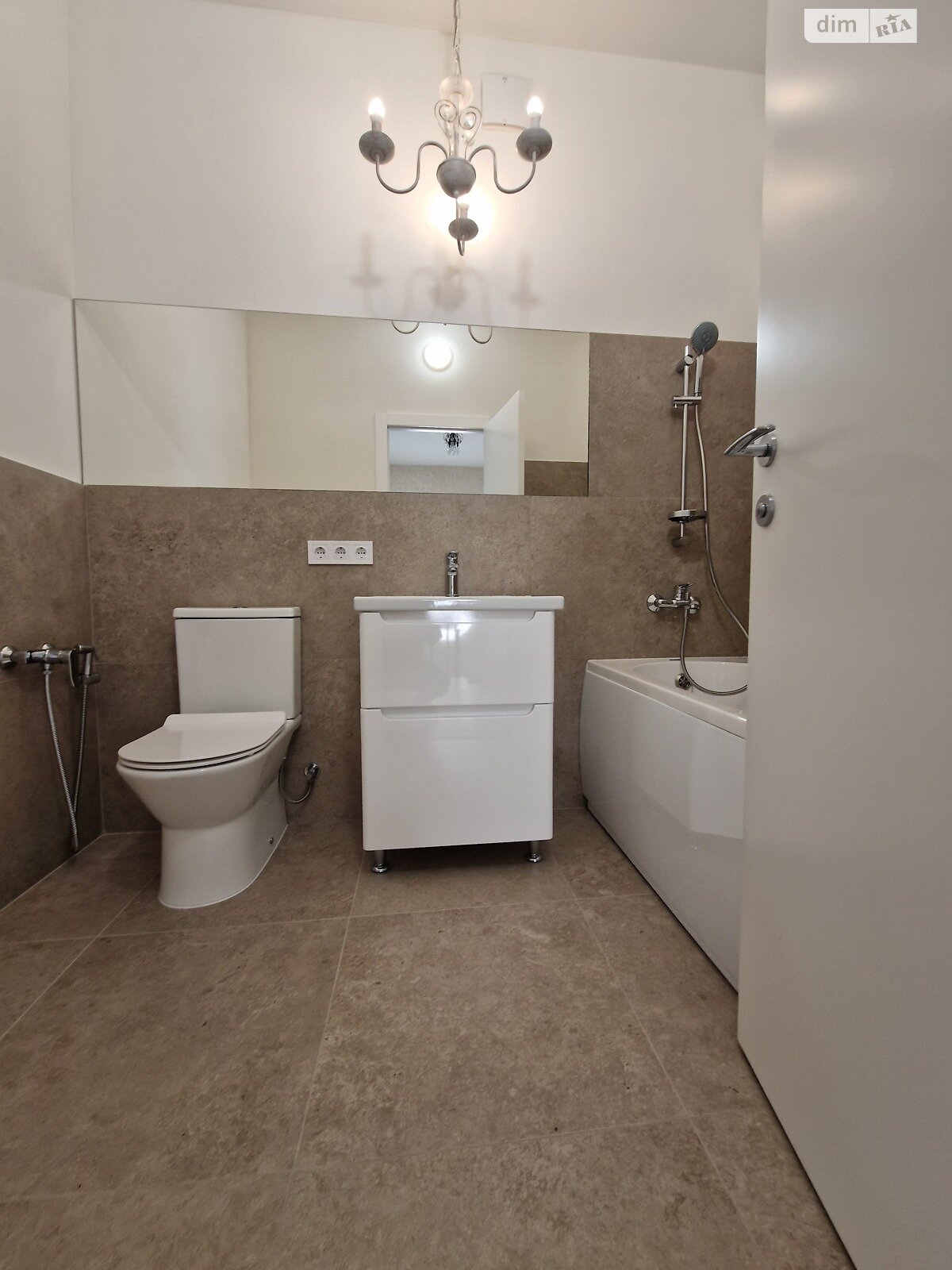 двоповерховий дуплекс, 130 кв. м, керамический блок. Продаж в Бучі, район Буча фото 1 двоповерховий дуплекс, 130 кв. м, керамический блок. Продаж в Бучі, район Буча фото 1