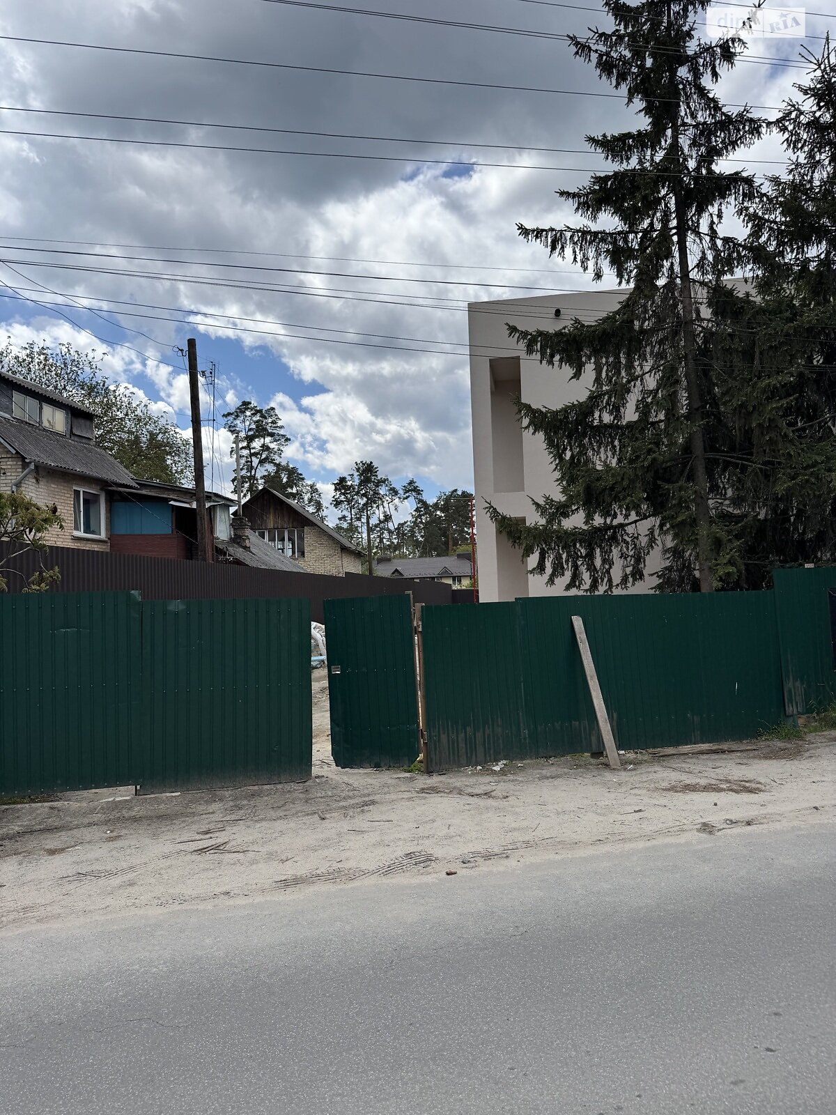двухэтажный дуплекс, 110 кв. м, кирпич. Продажа в Буче район Буча фото 1 двухэтажный дуплекс, 110 кв. м, кирпич. Продажа в Буче район Буча фото 1