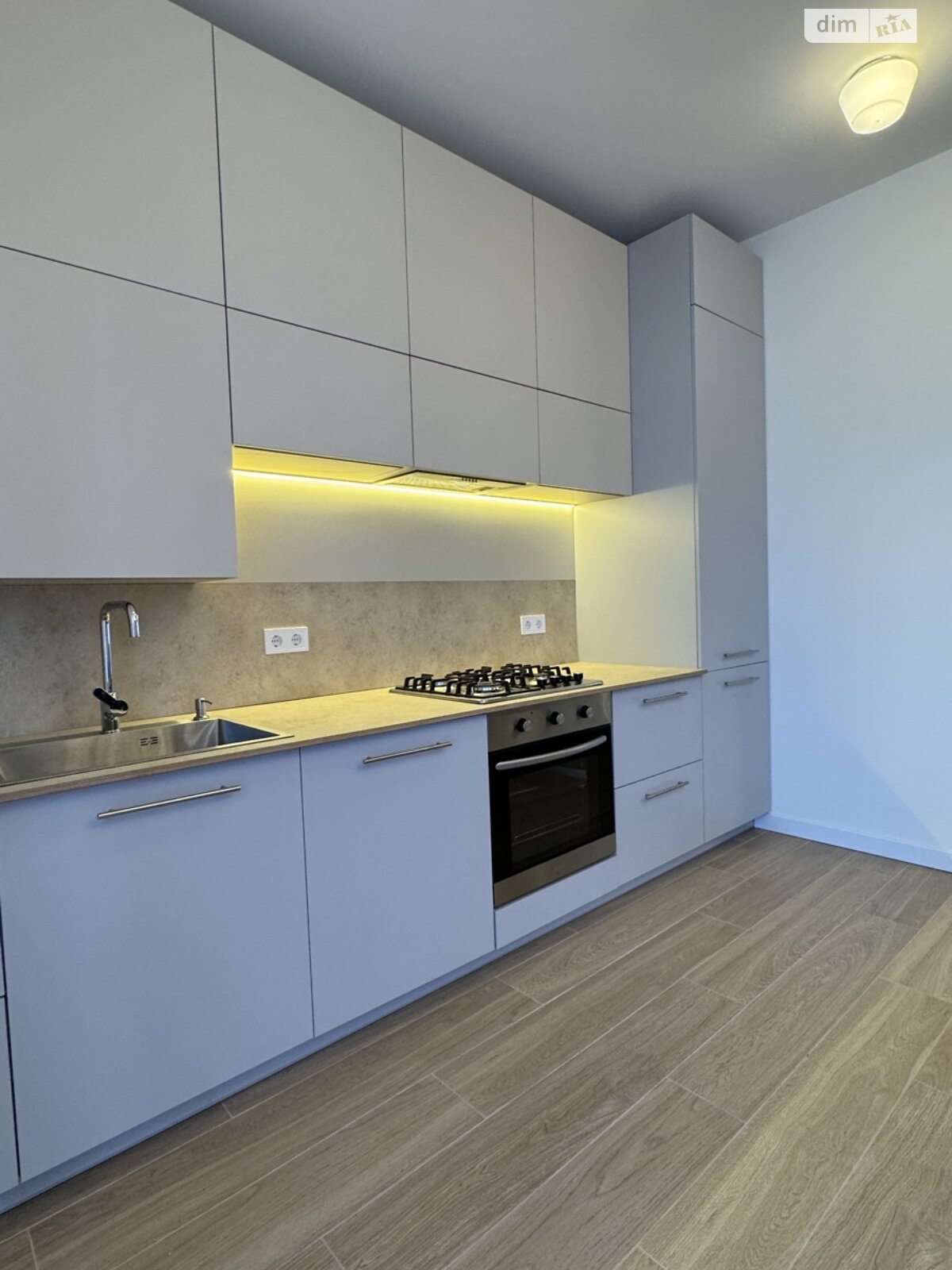 двоповерховий дуплекс, 110 кв. м, цегла. Продаж в Бучі, район Буча фото 1 двоповерховий дуплекс, 110 кв. м, цегла. Продаж в Бучі, район Буча фото 1