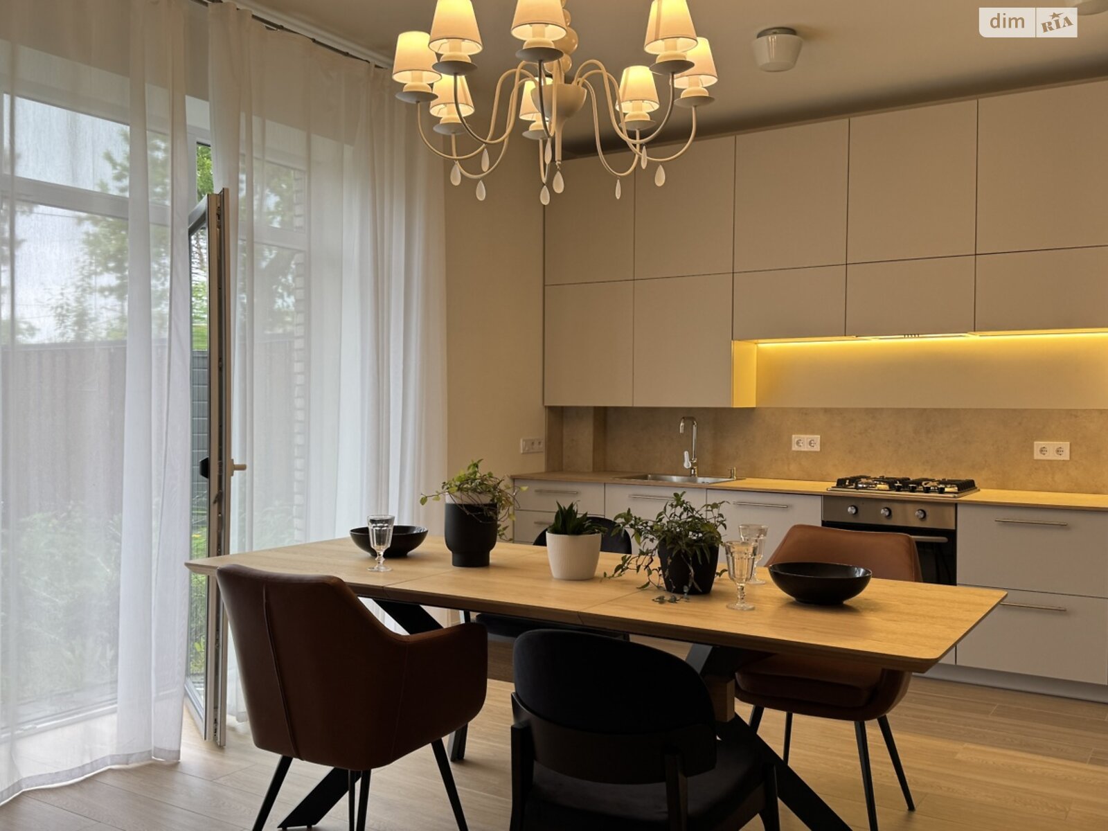 двоповерховий дуплекс, 110 кв. м, цегла. Продаж в Бучі, район Буча фото 1 двоповерховий дуплекс, 110 кв. м, цегла. Продаж в Бучі, район Буча фото 1