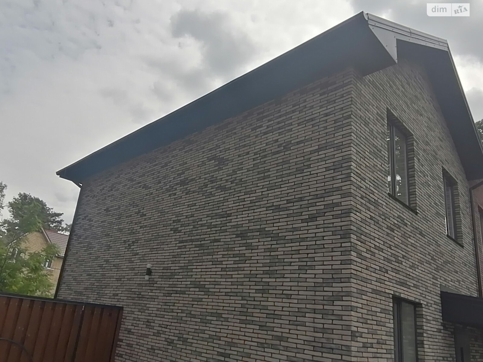 двухэтажный дуплекс, 111.8 кв. м, керамический кирпич. Продажа в Буче район Буча фото 1 двухэтажный дуплекс, 111.8 кв. м, керамический кирпич. Продажа в Буче район Буча фото 1
