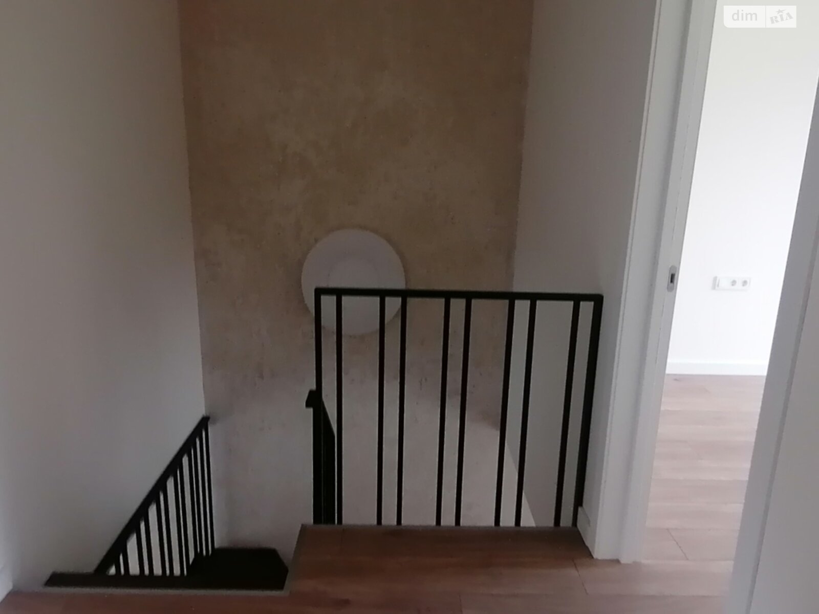 двухэтажный дуплекс, 111.8 кв. м, керамический кирпич. Продажа в Буче район Буча фото 1 двухэтажный дуплекс, 111.8 кв. м, керамический кирпич. Продажа в Буче район Буча фото 1