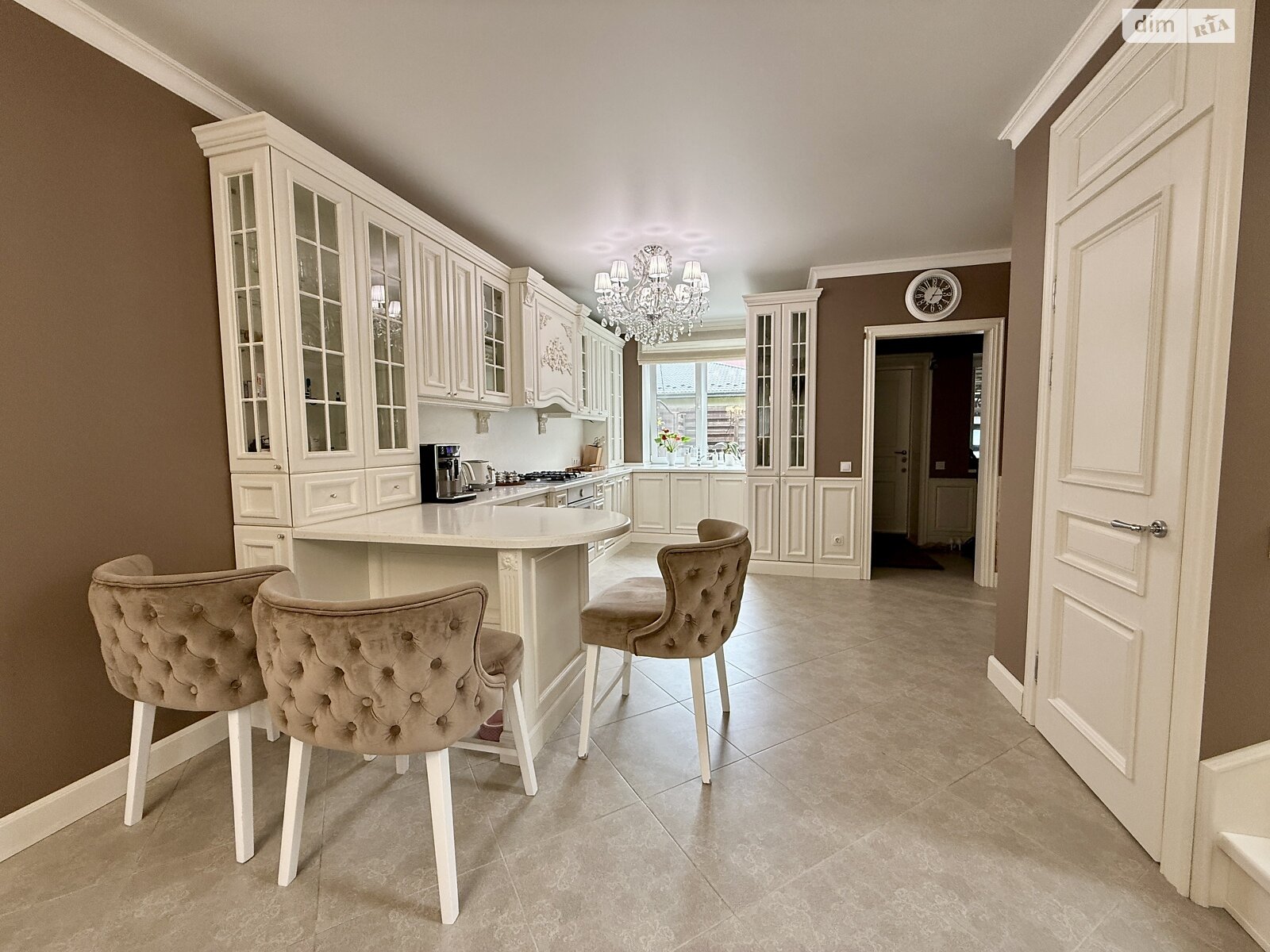 трехэтажный дуплекс, 149 кв. м, кирпич. Продажа в Буче район Буча фото 1 трехэтажный дуплекс, 149 кв. м, кирпич. Продажа в Буче район Буча фото 1