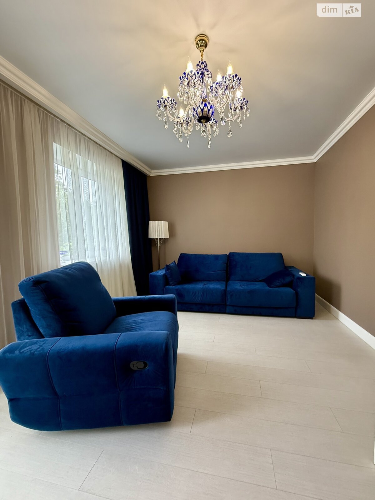 трехэтажный дуплекс, 149 кв. м, кирпич. Продажа в Буче район Буча фото 1 трехэтажный дуплекс, 149 кв. м, кирпич. Продажа в Буче район Буча фото 1