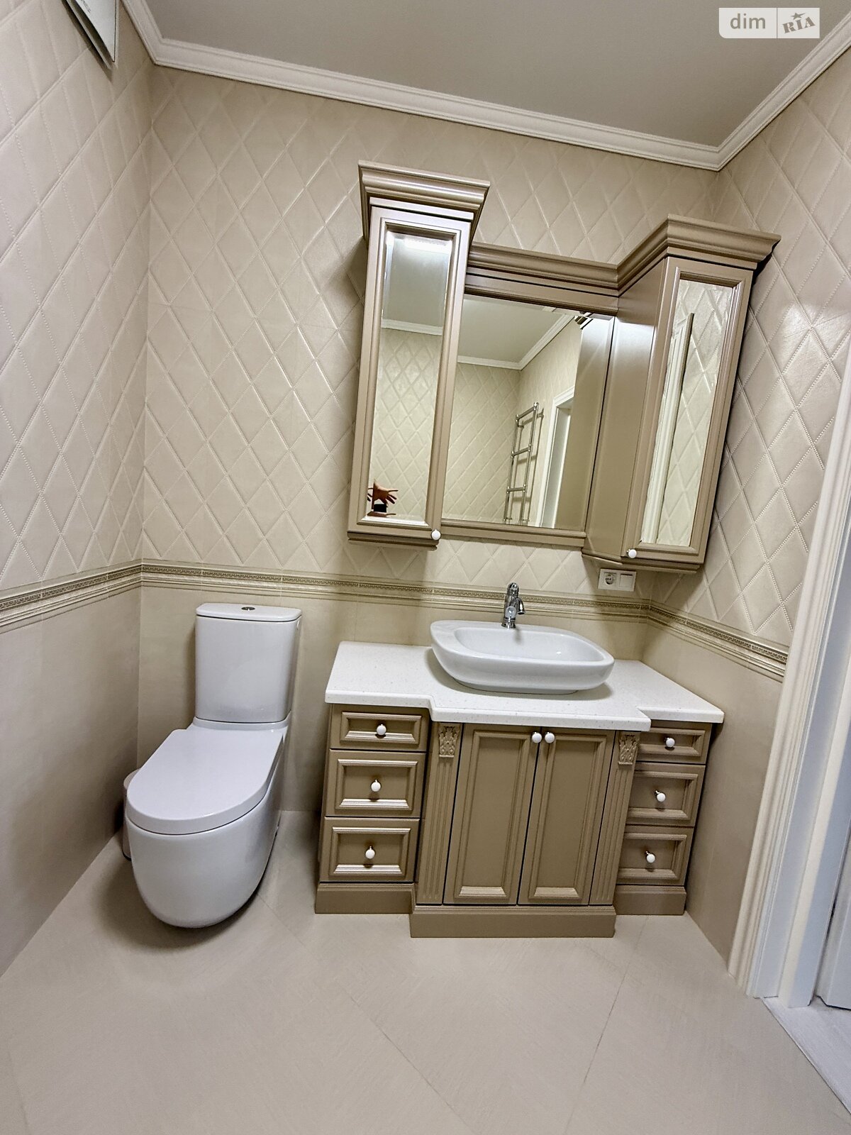 трехэтажный дуплекс, 149 кв. м, кирпич. Продажа в Буче район Буча фото 1 трехэтажный дуплекс, 149 кв. м, кирпич. Продажа в Буче район Буча фото 1