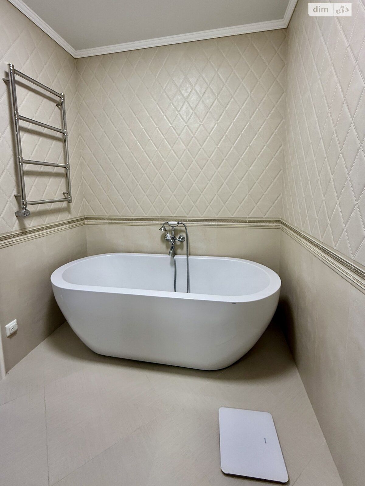 трехэтажный дуплекс, 149 кв. м, кирпич. Продажа в Буче район Буча фото 1 трехэтажный дуплекс, 149 кв. м, кирпич. Продажа в Буче район Буча фото 1