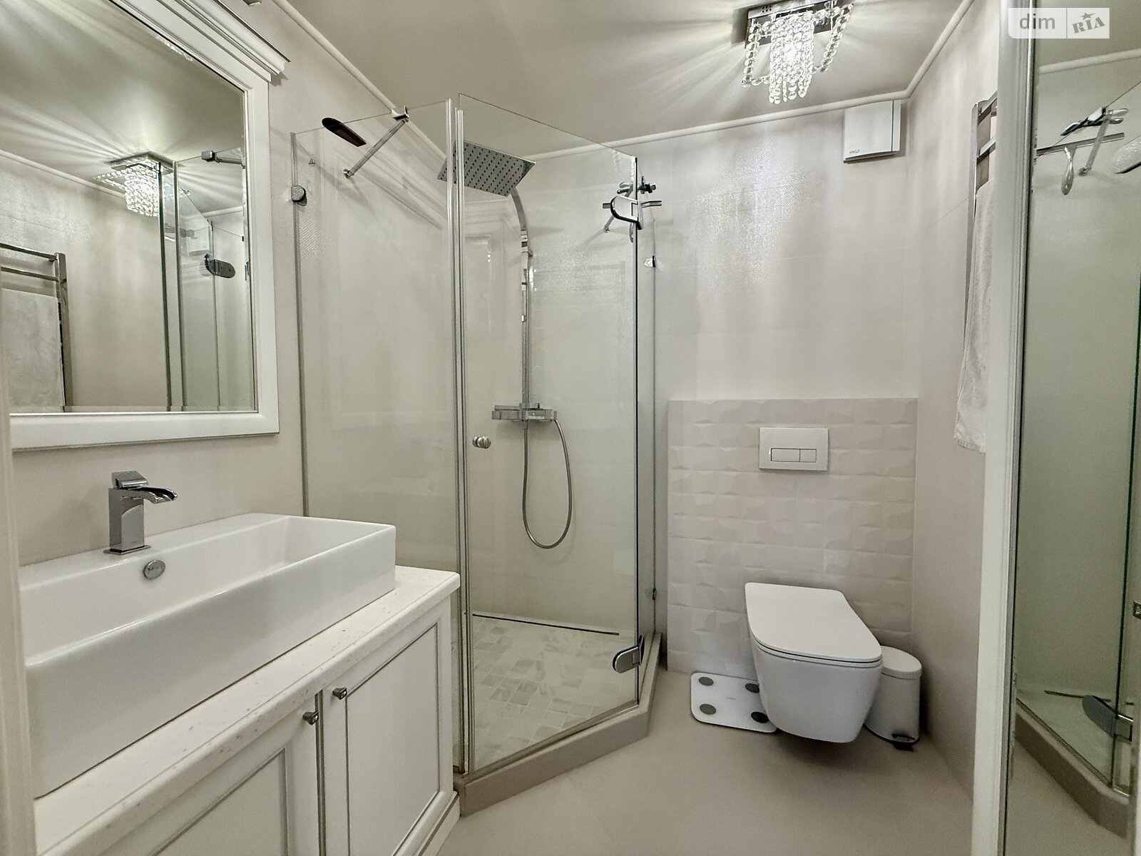 трехэтажный дуплекс, 149 кв. м, кирпич. Продажа в Буче район Буча фото 1 трехэтажный дуплекс, 149 кв. м, кирпич. Продажа в Буче район Буча фото 1