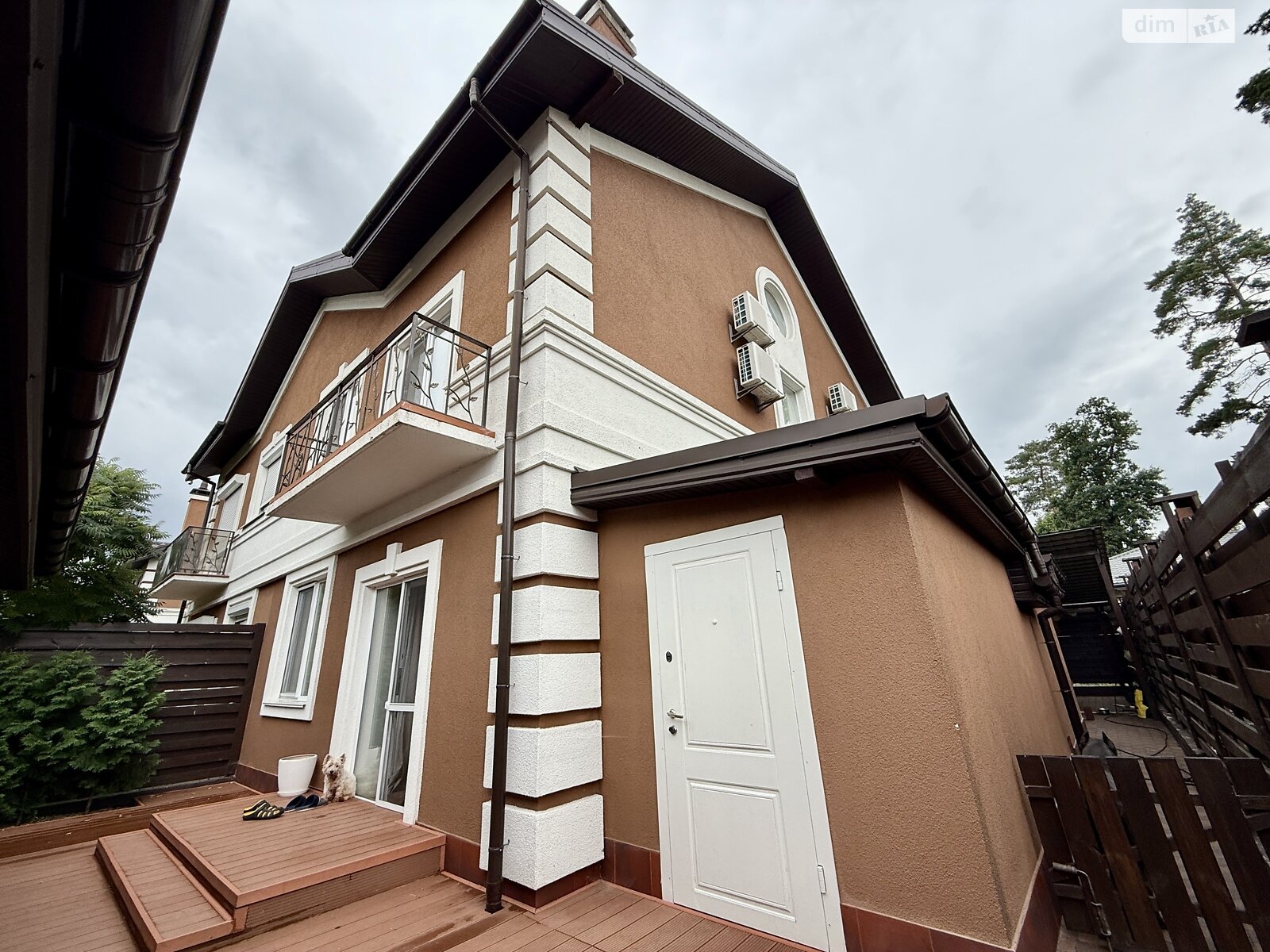 трехэтажный дуплекс, 149 кв. м, кирпич. Продажа в Буче район Буча фото 1 трехэтажный дуплекс, 149 кв. м, кирпич. Продажа в Буче район Буча фото 1