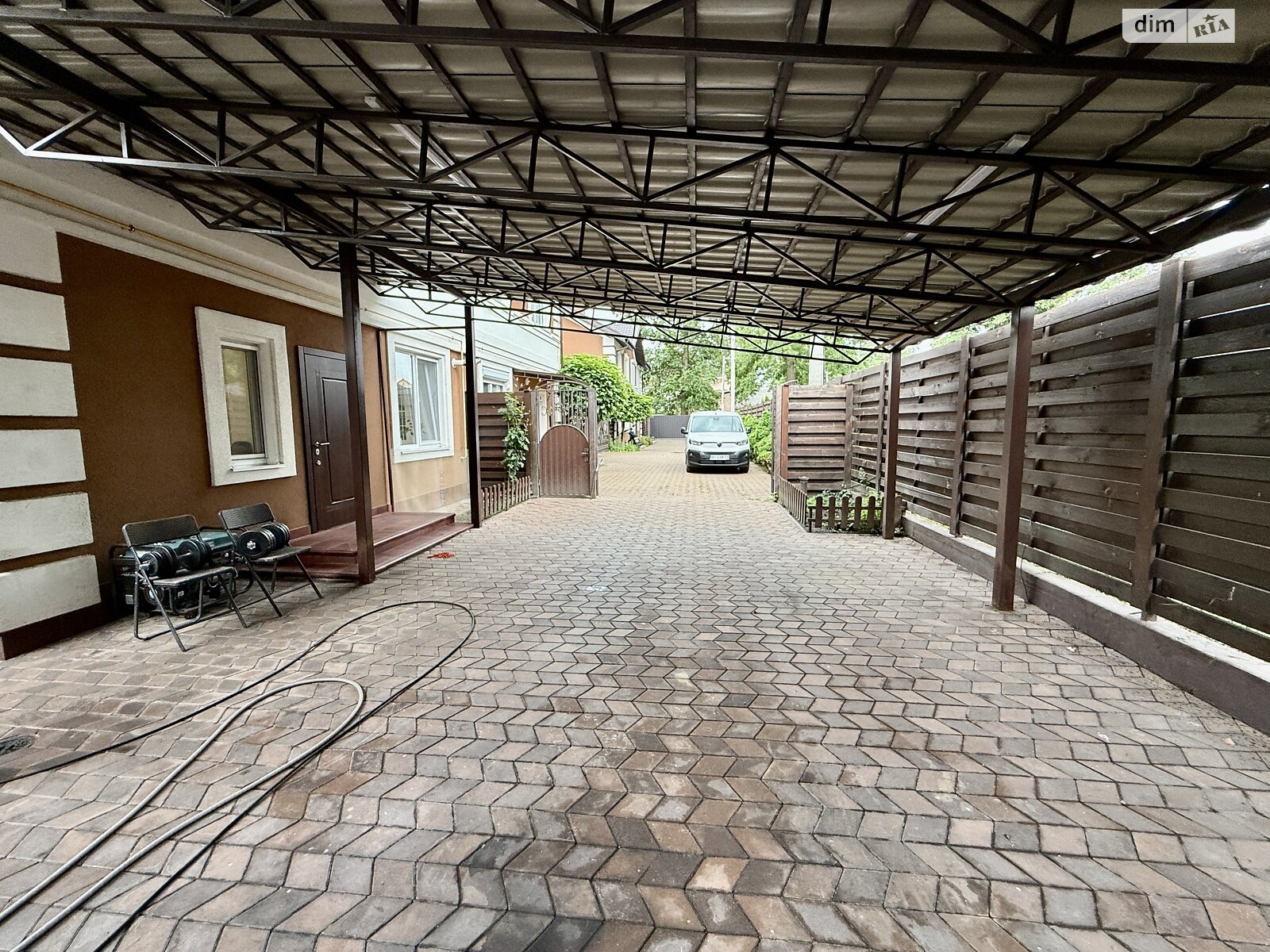 трехэтажный дуплекс, 149 кв. м, кирпич. Продажа в Буче район Буча фото 1 трехэтажный дуплекс, 149 кв. м, кирпич. Продажа в Буче район Буча фото 1