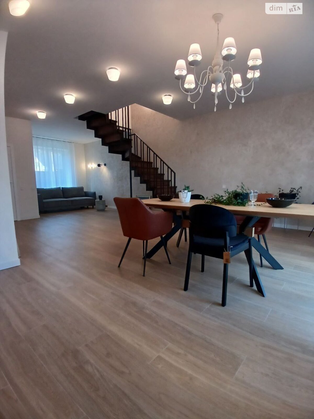 двухэтажный дуплекс, 111.8 кв. м, кирпич. Продажа в Буче район Буча фото 1 двухэтажный дуплекс, 111.8 кв. м, кирпич. Продажа в Буче район Буча фото 1