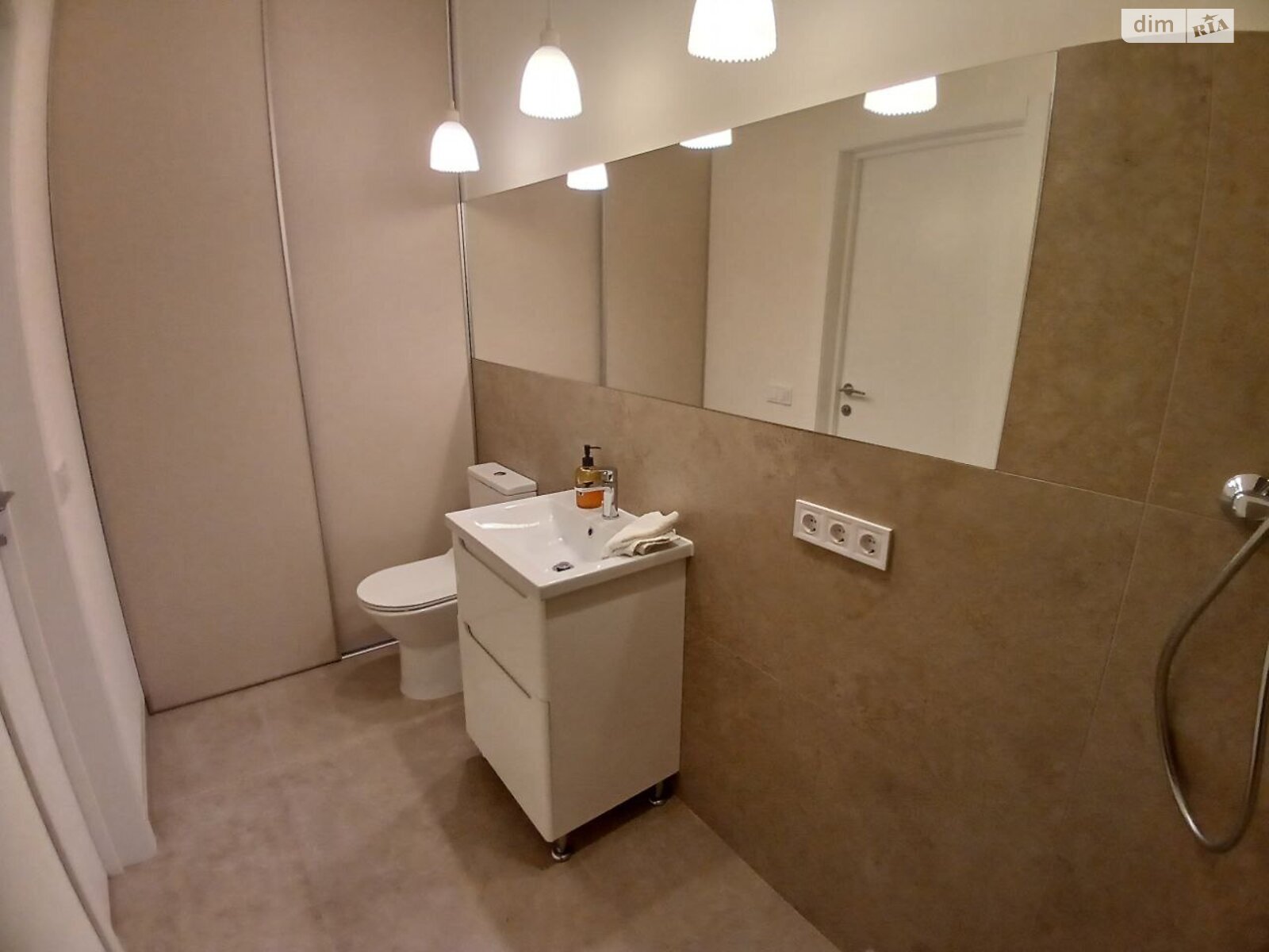 двухэтажный дуплекс, 111.8 кв. м, кирпич. Продажа в Буче район Буча фото 1 двухэтажный дуплекс, 111.8 кв. м, кирпич. Продажа в Буче район Буча фото 1