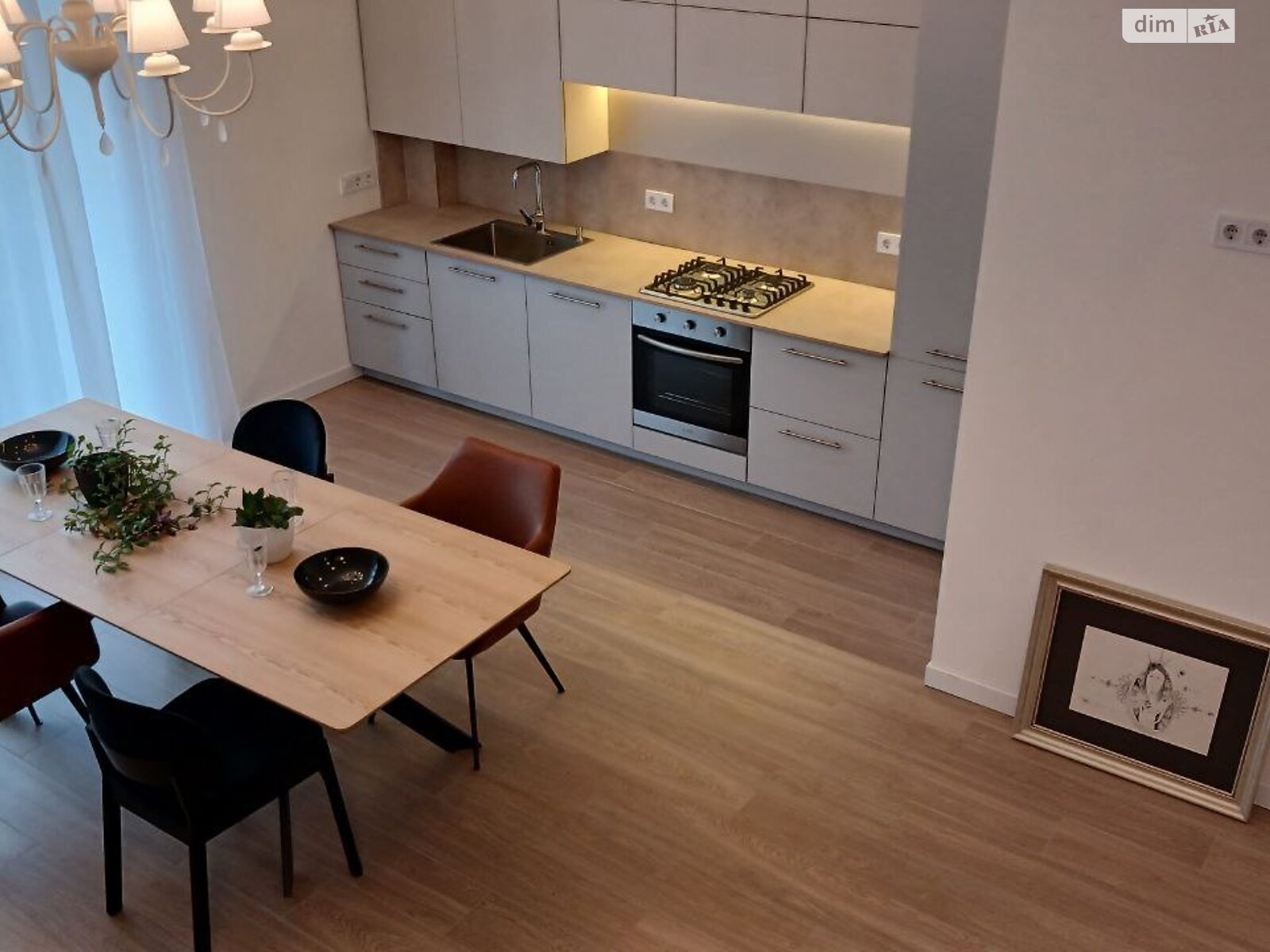 двухэтажный дуплекс, 111.8 кв. м, кирпич. Продажа в Буче район Буча фото 1 двухэтажный дуплекс, 111.8 кв. м, кирпич. Продажа в Буче район Буча фото 1