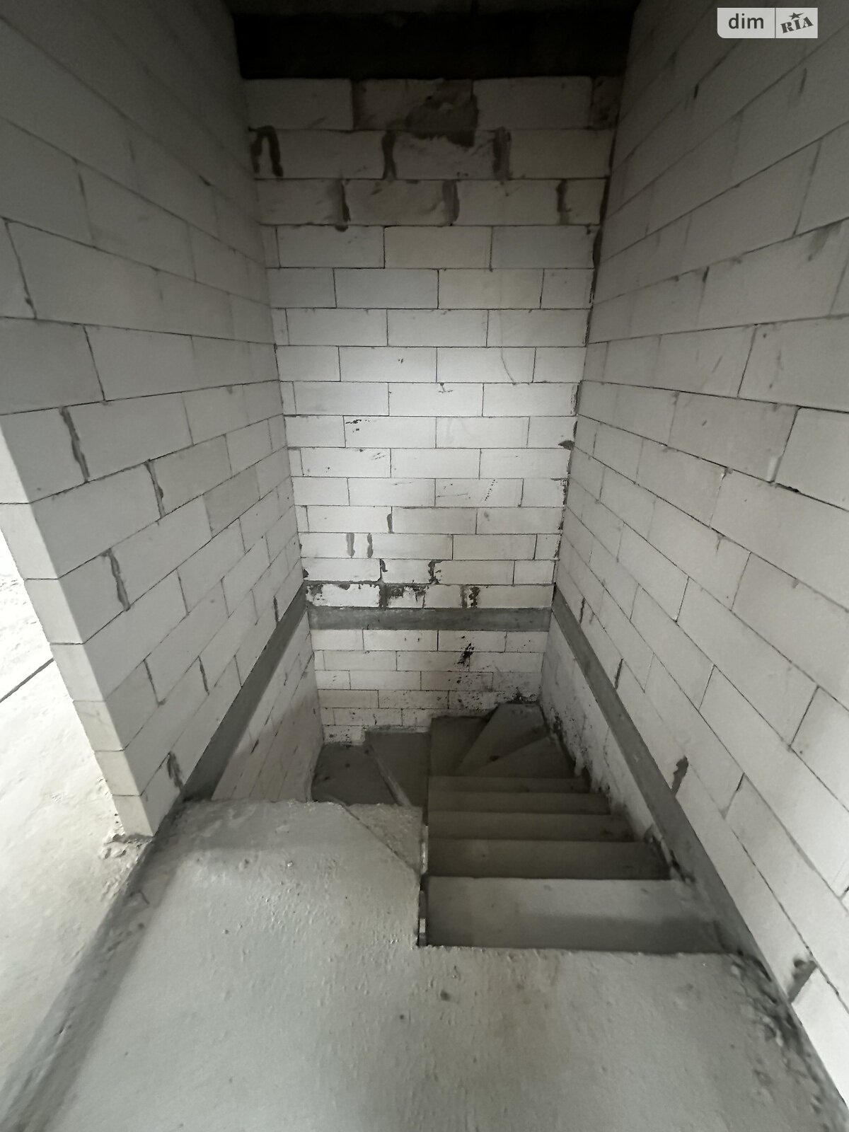 двухэтажный дуплекс, 110 кв. м, пеноблок. Продажа в Буче район Буча фото 1