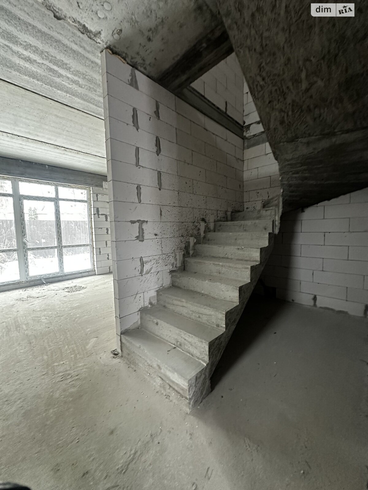 двухэтажный дуплекс, 110 кв. м, пеноблок. Продажа в Буче район Буча фото 1