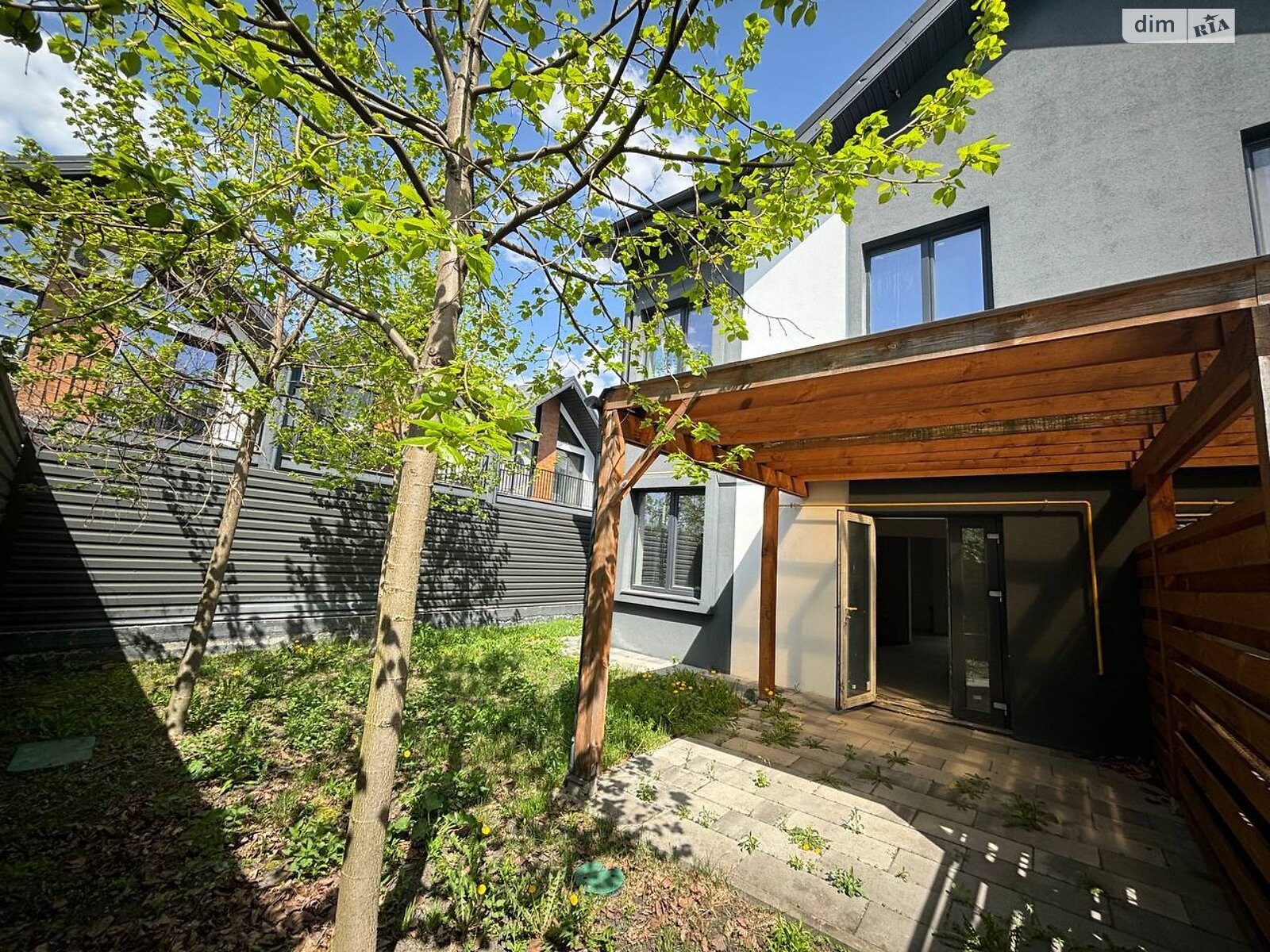 двухэтажный дуплекс, 119 кв. м, кирпич. Продажа в Буче район Буча фото 1 двухэтажный дуплекс, 119 кв. м, кирпич. Продажа в Буче район Буча фото 1